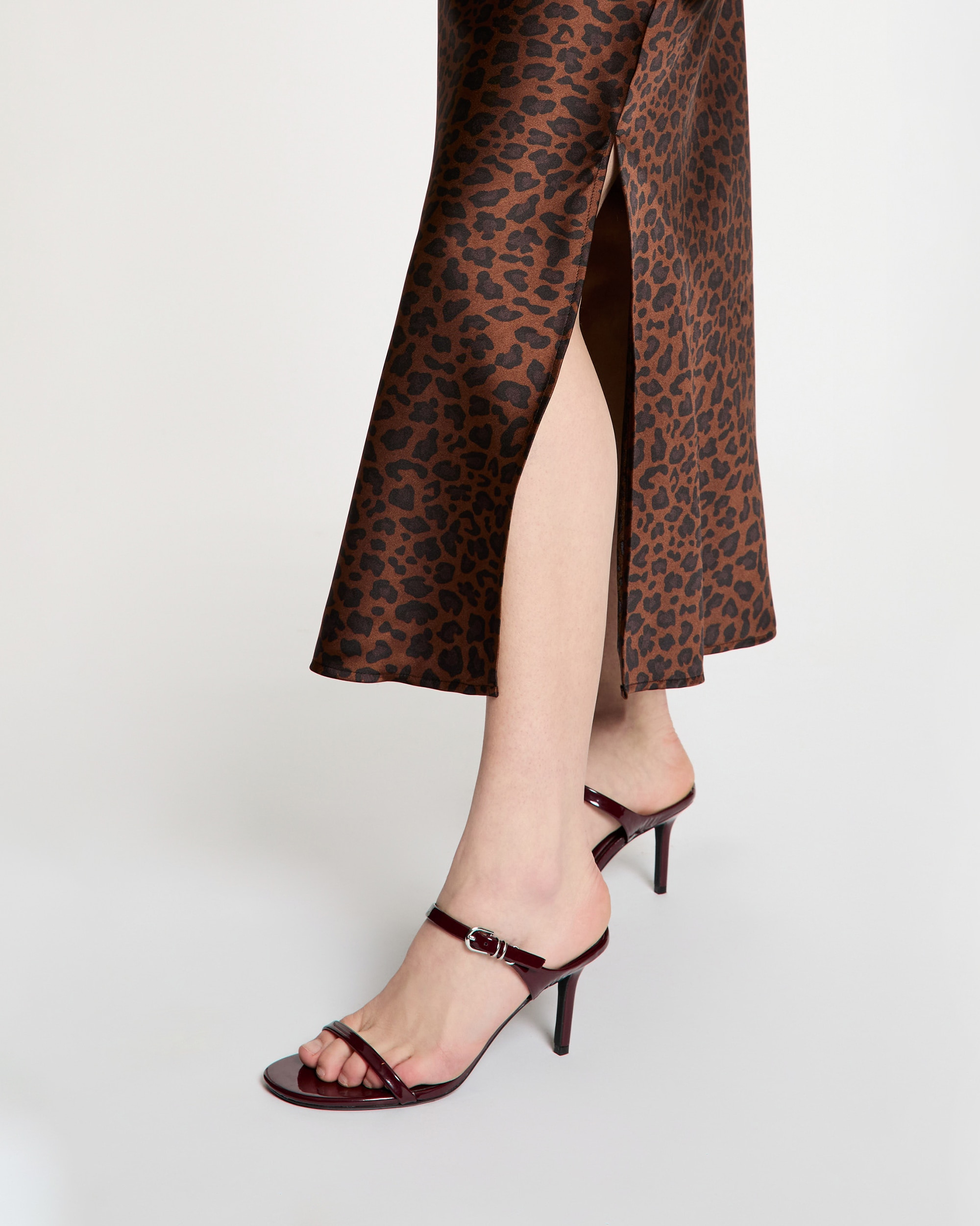 Saia Comprida Acetinada com Estampado Animalier Multicolor-5