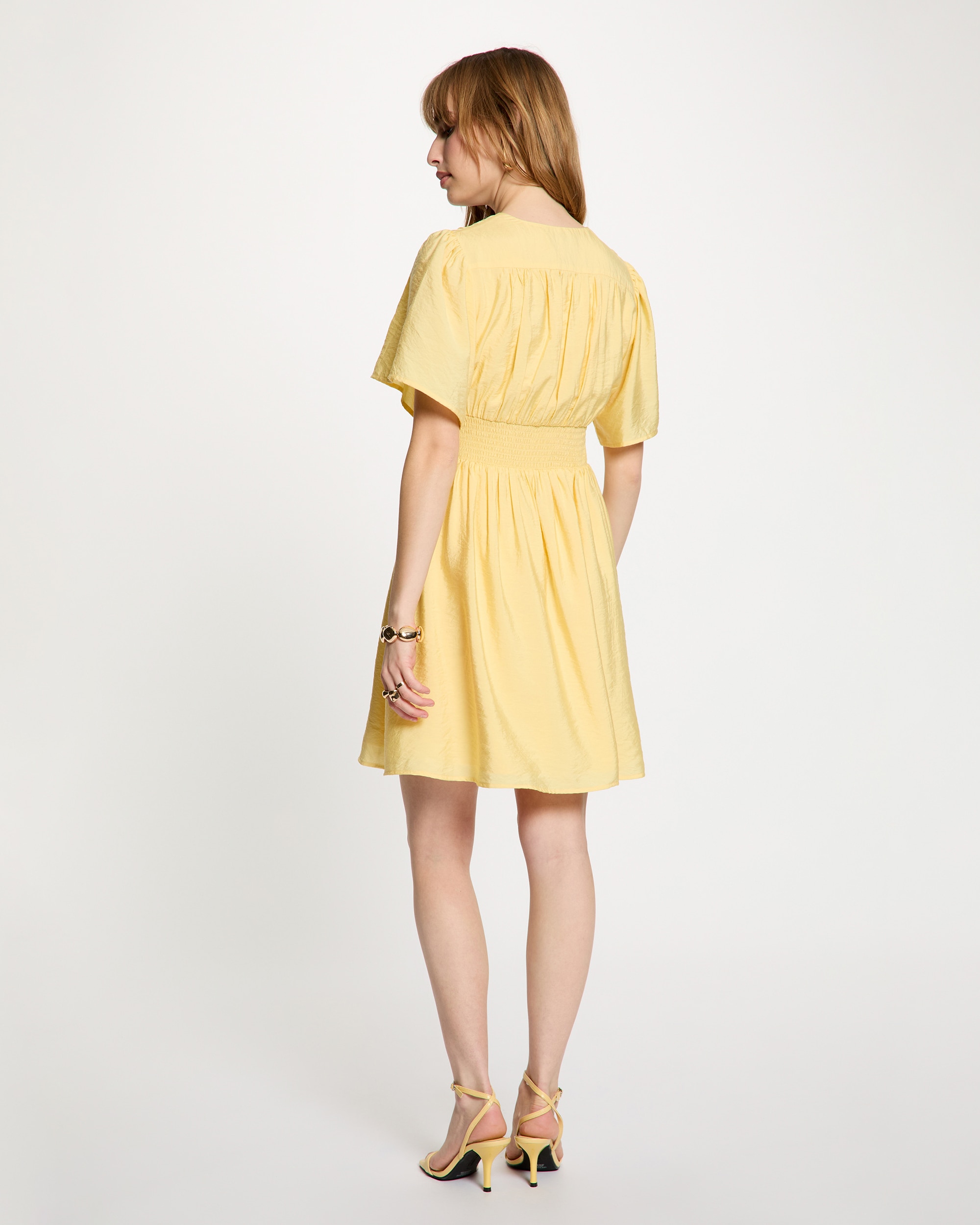 Vestido Curto Plissado Amarelo-3