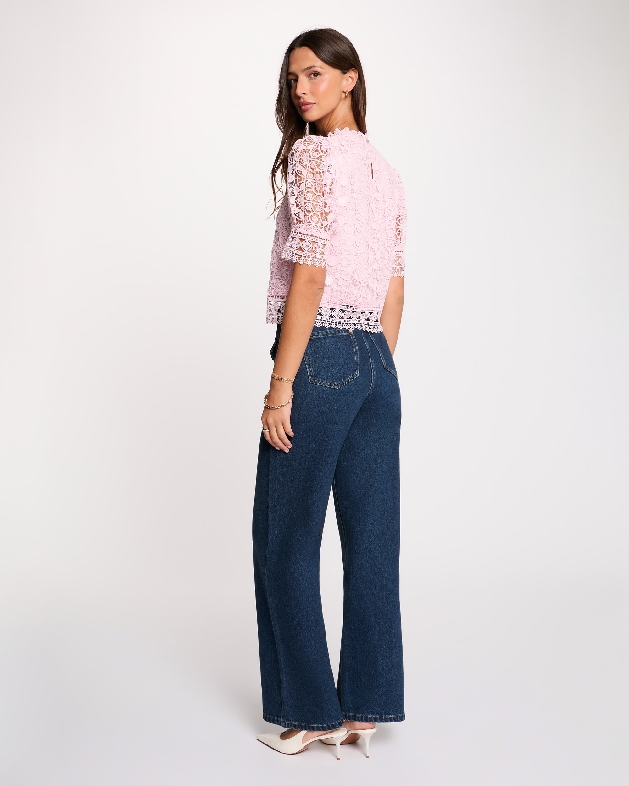 Blusa de Manga Curta com Renda Rosa-3