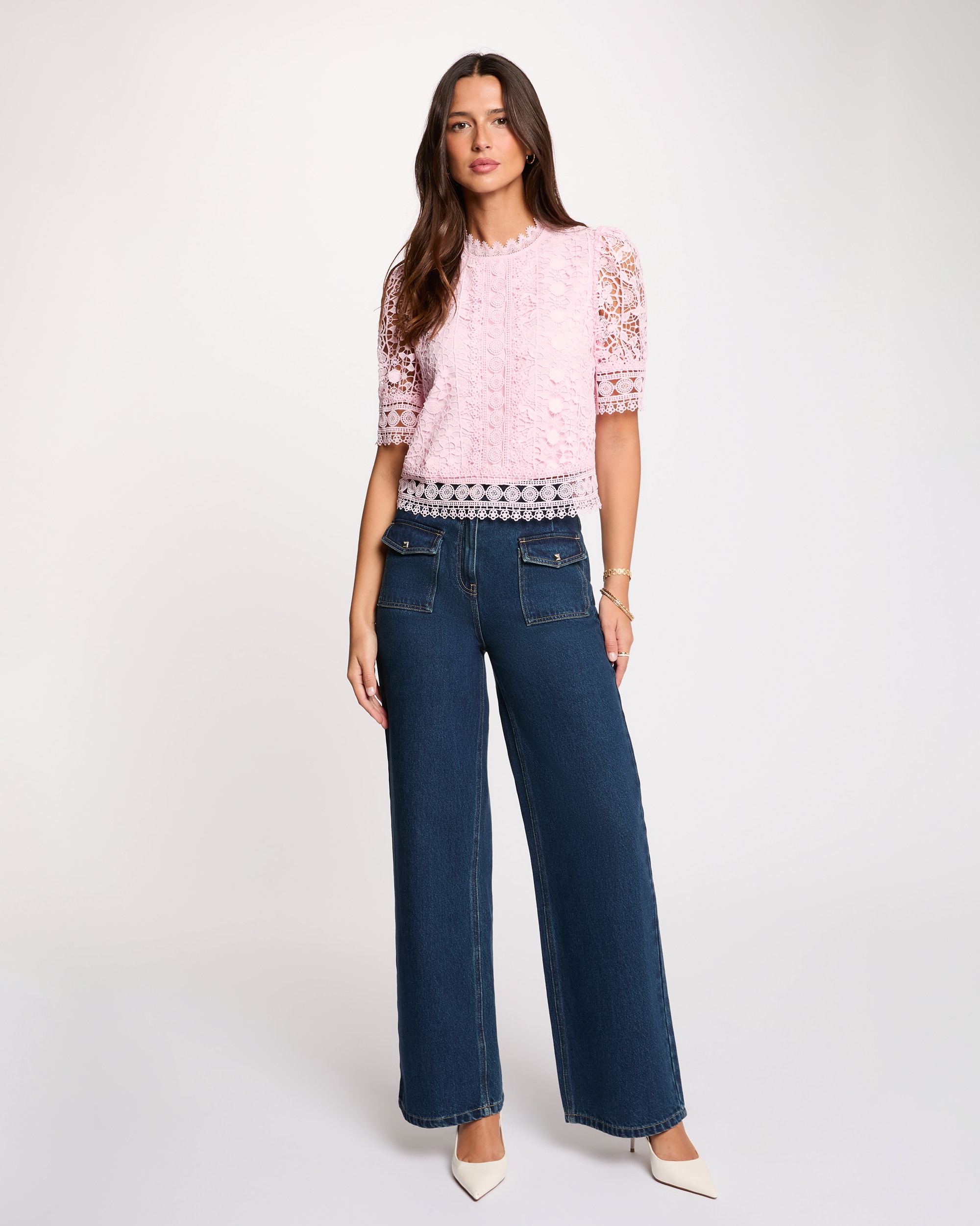 Blusa de Manga Curta com Renda Rosa-4