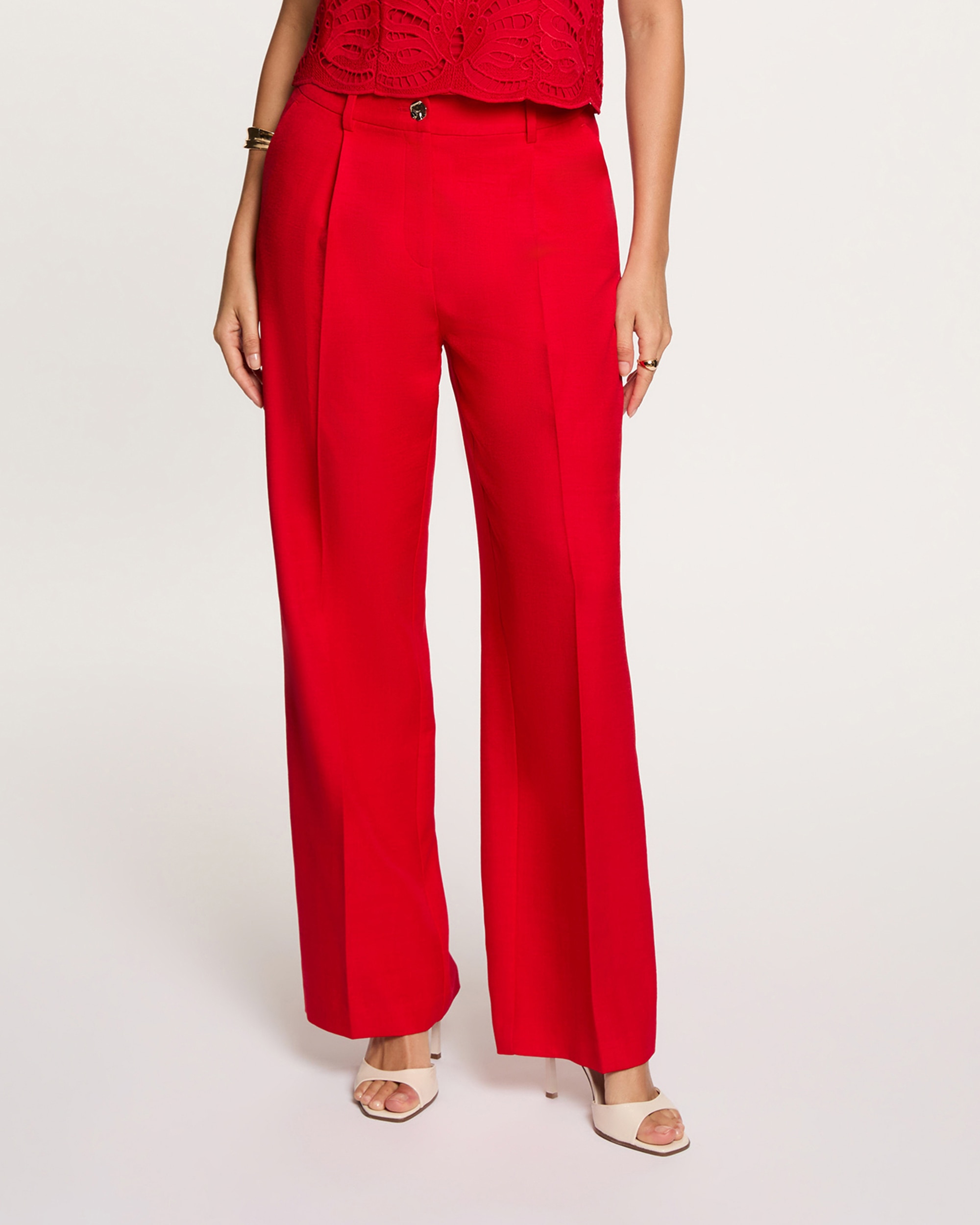 Top com Efeito Perfurado Vermelho-4