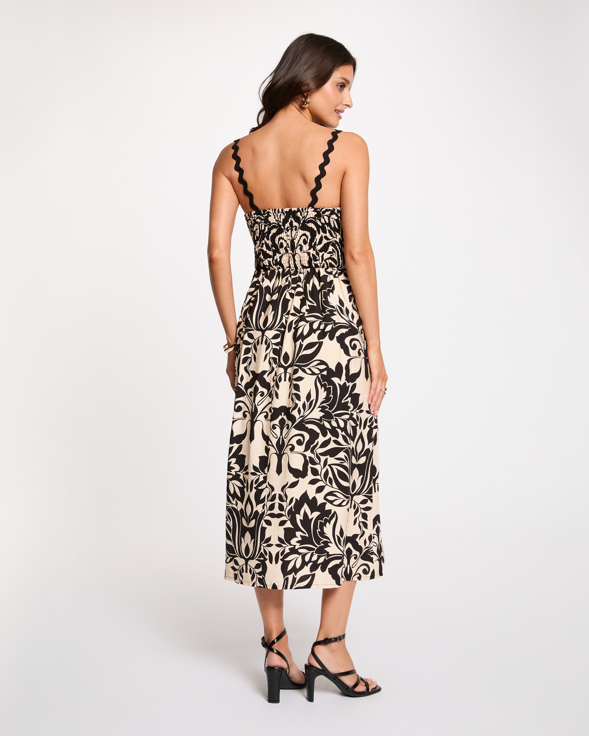 Vestido Midi com Decote Quadrado Preto-3
