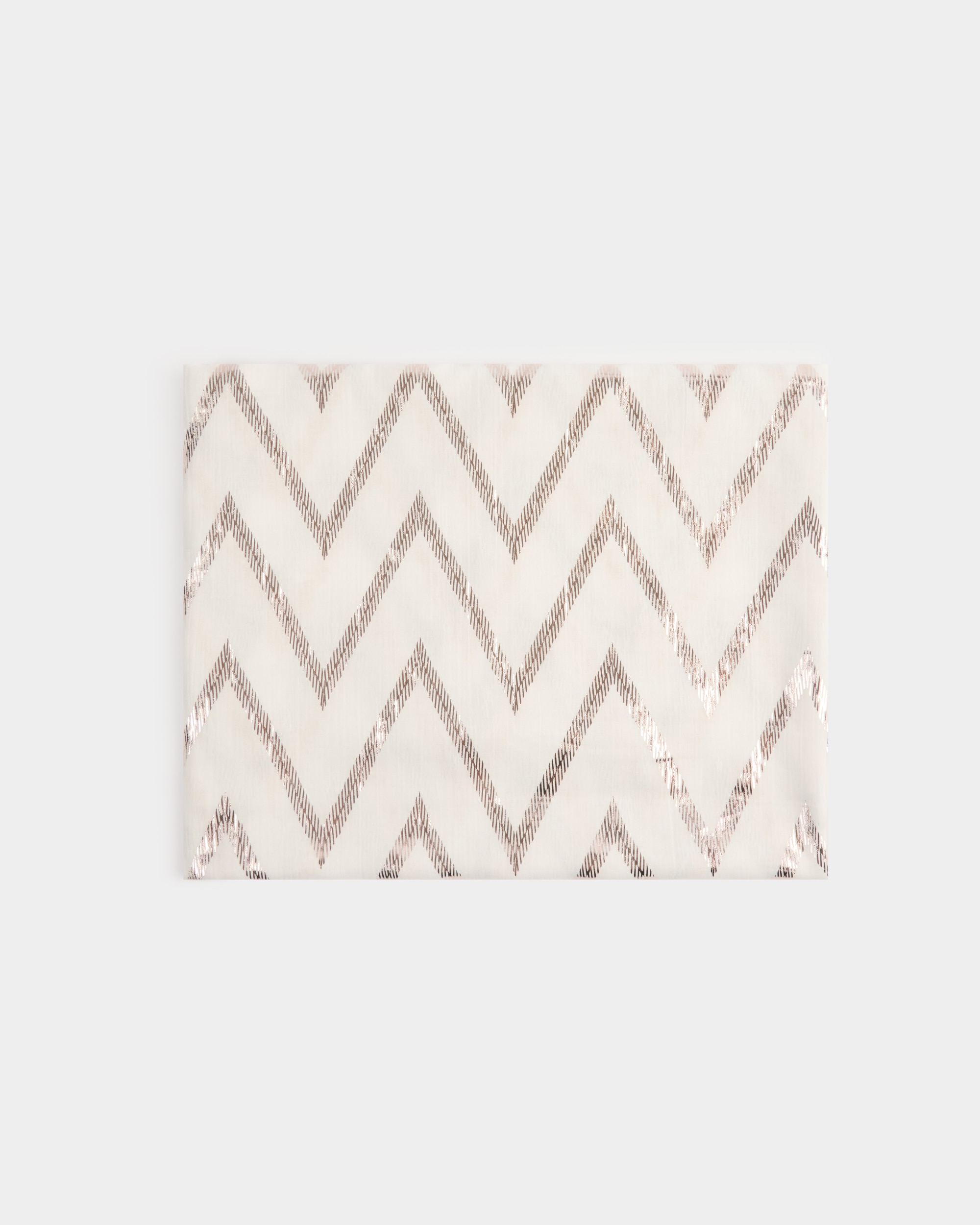 Imagem 0 de Écharpe de Gase Leve com Estampado Geométrico