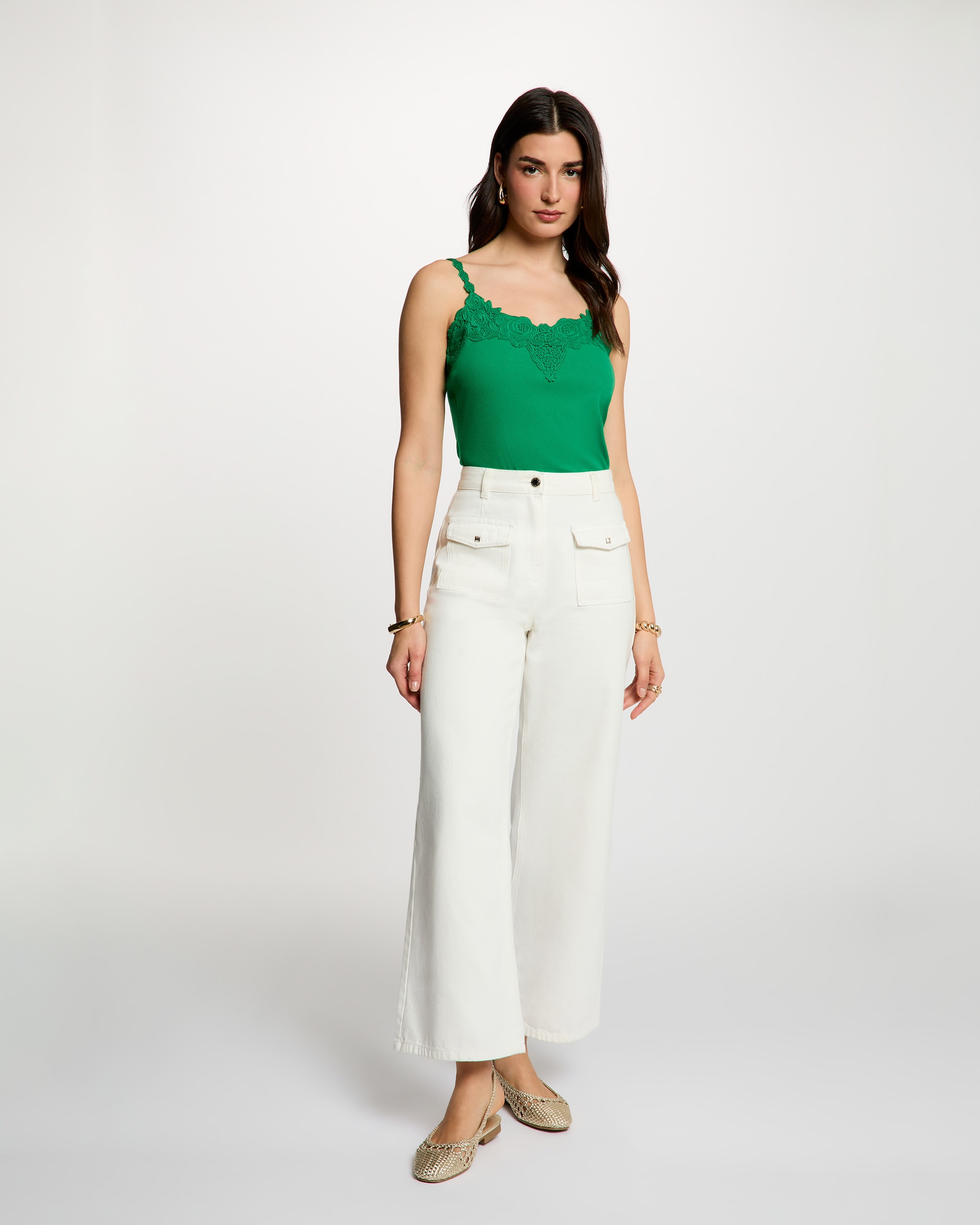 Top de Renda com Decote Quadrado Verde-4