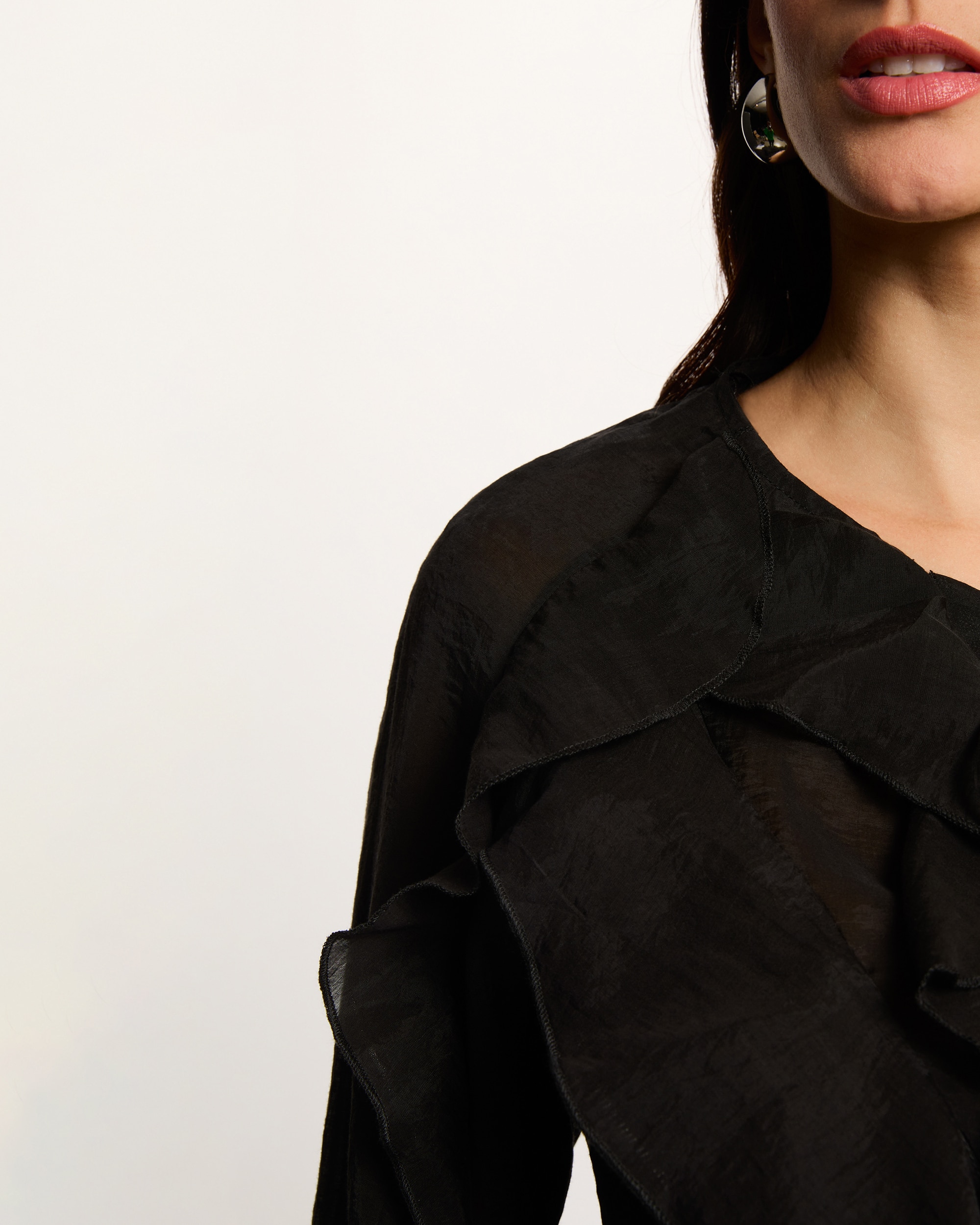 Camisa Ajustada Preto-5
