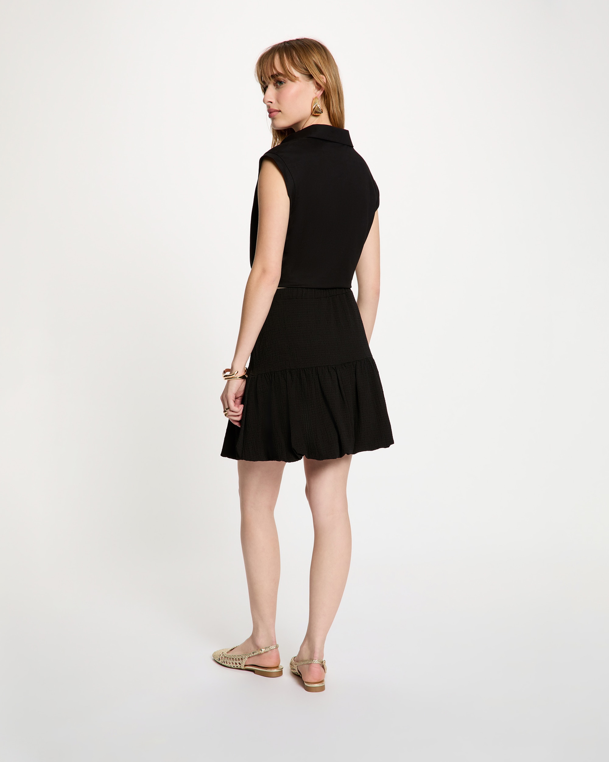 Camisa com Bolsos Preto-3