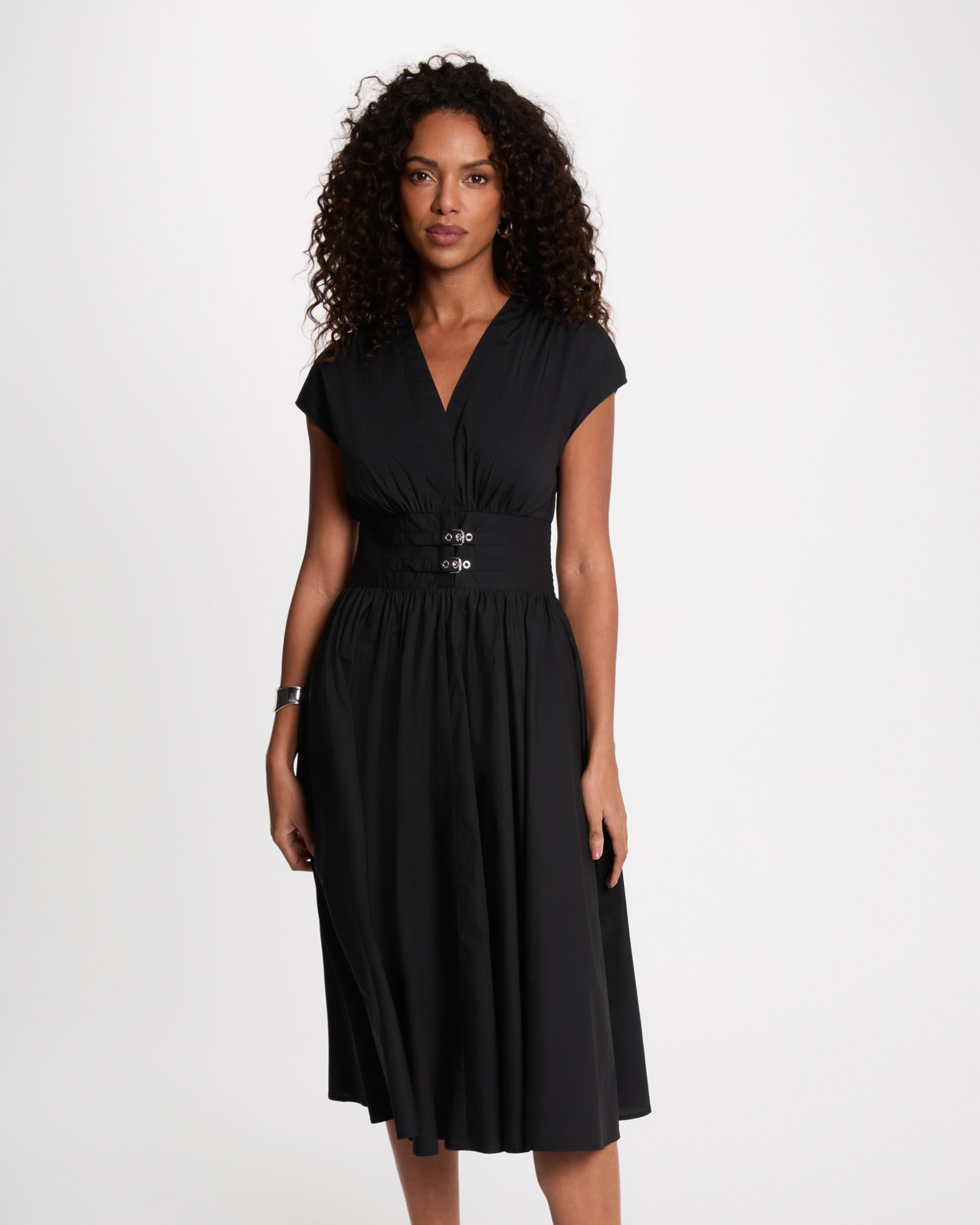 Imagem 0 de Vestido Midi com Fivelas