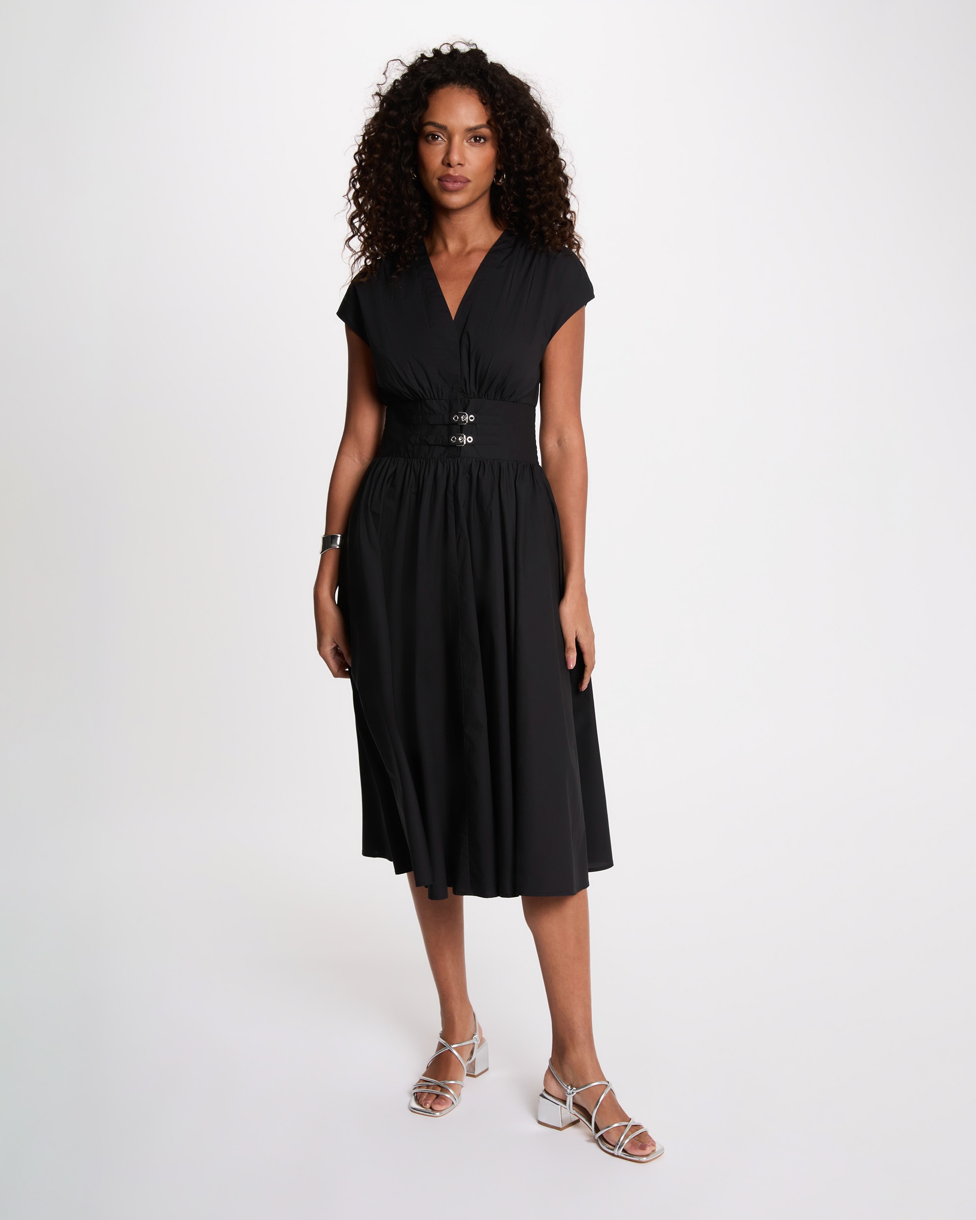 Vestido Midi com Fivelas Preto-4
