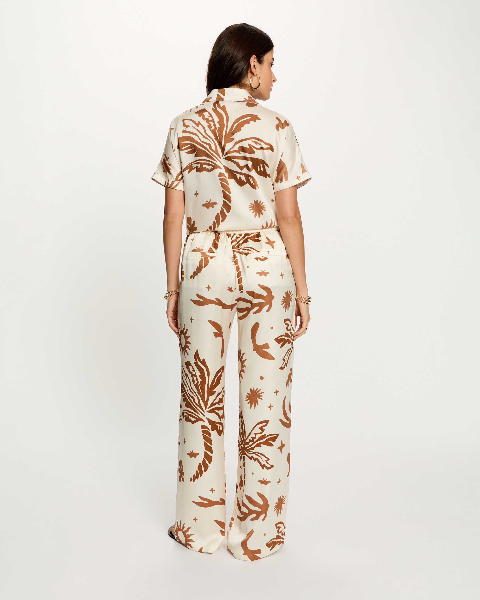 Camisa Acetinada com Estampado Multicolor-3