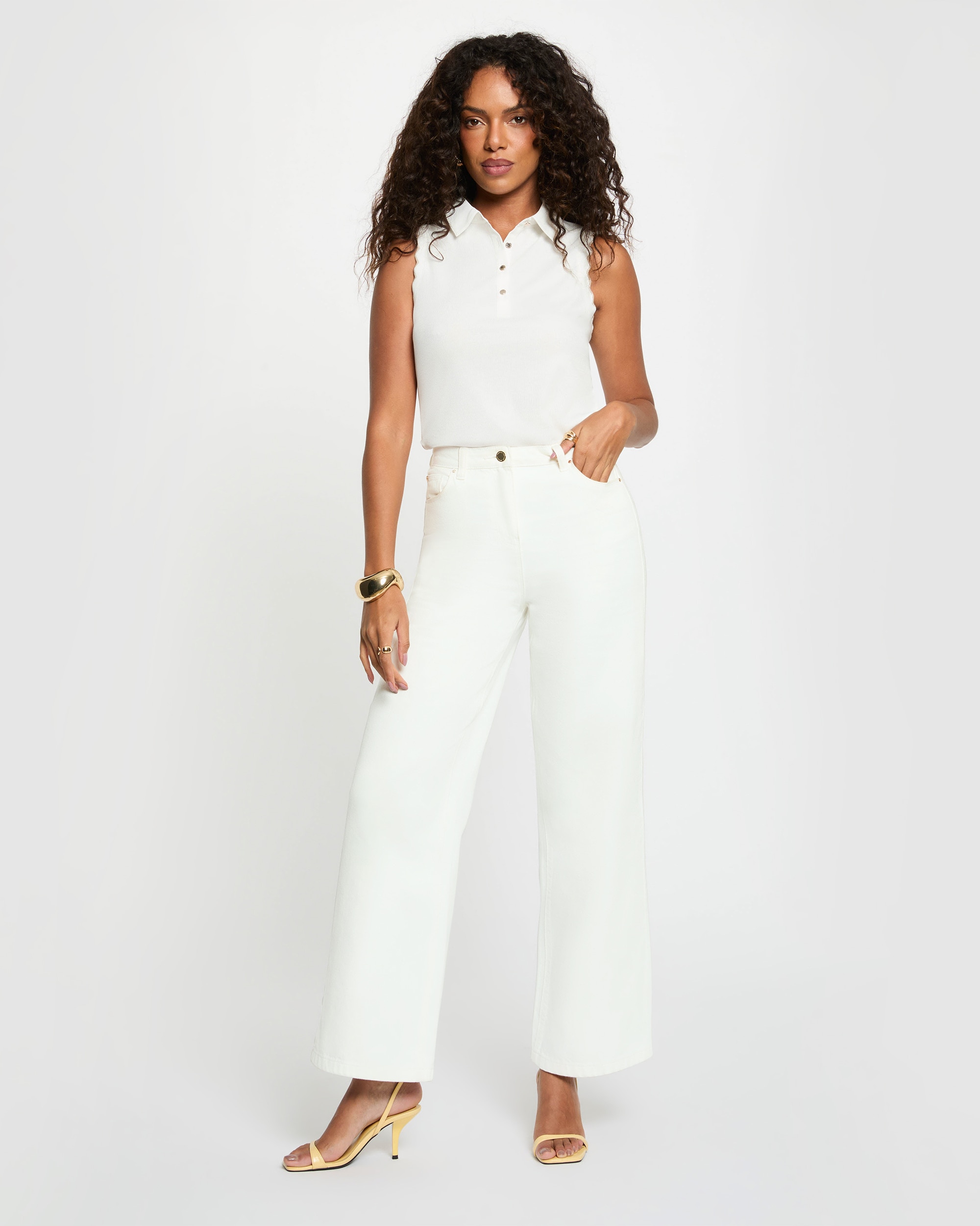 Top sem Mangas com Gola Polo Branco-4