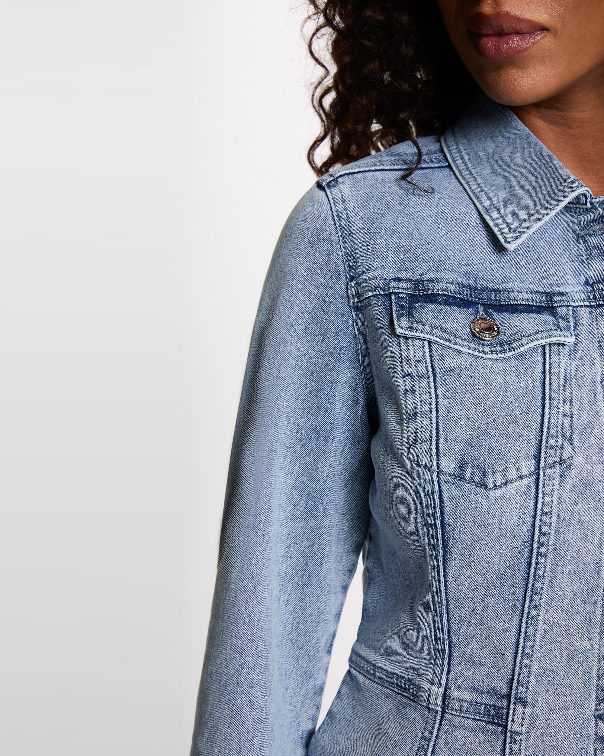 Blusão Jeans com Corte Ajustado Azul-ganga-5