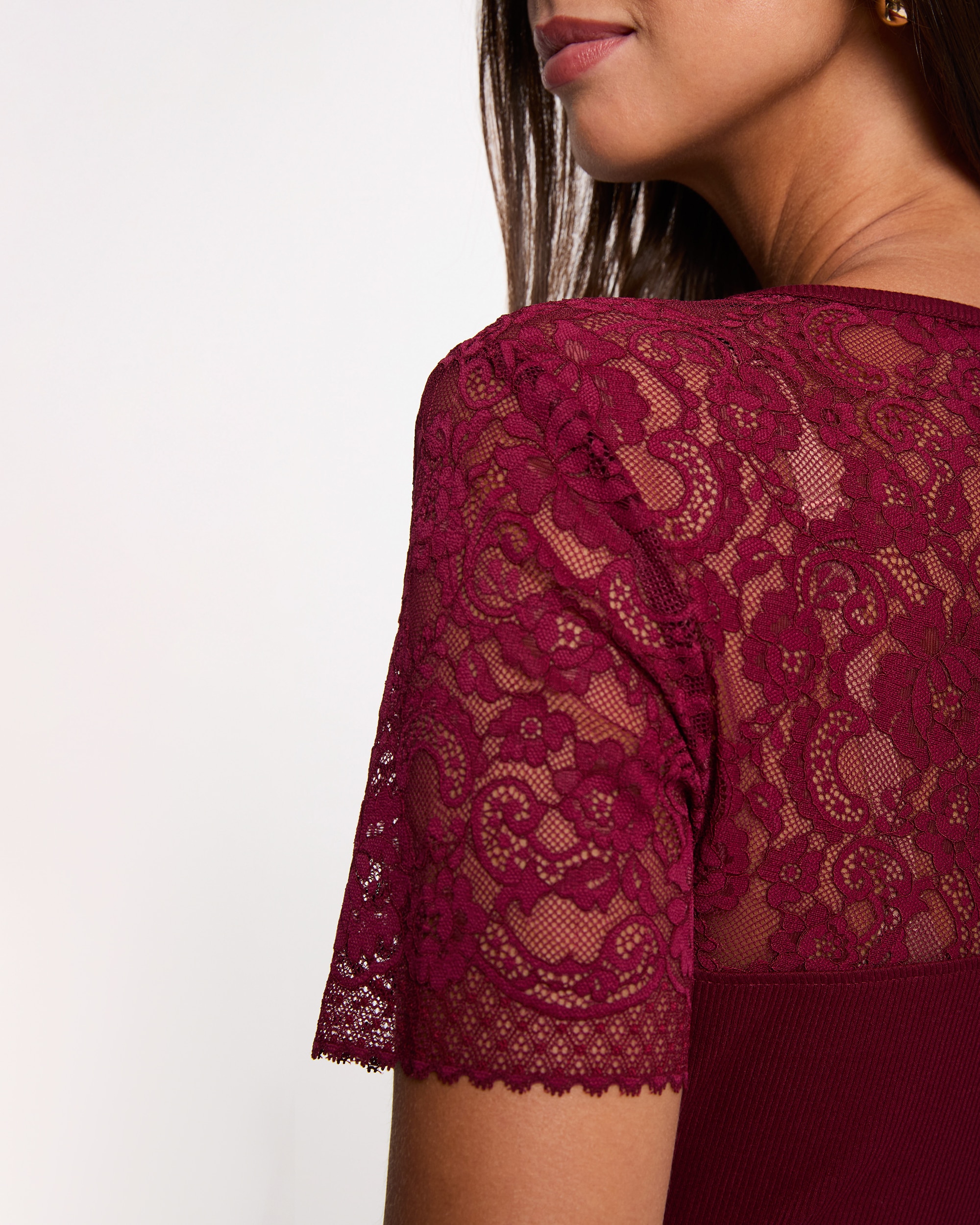 T-shirt com Mangas de Renda Bordeaux-5