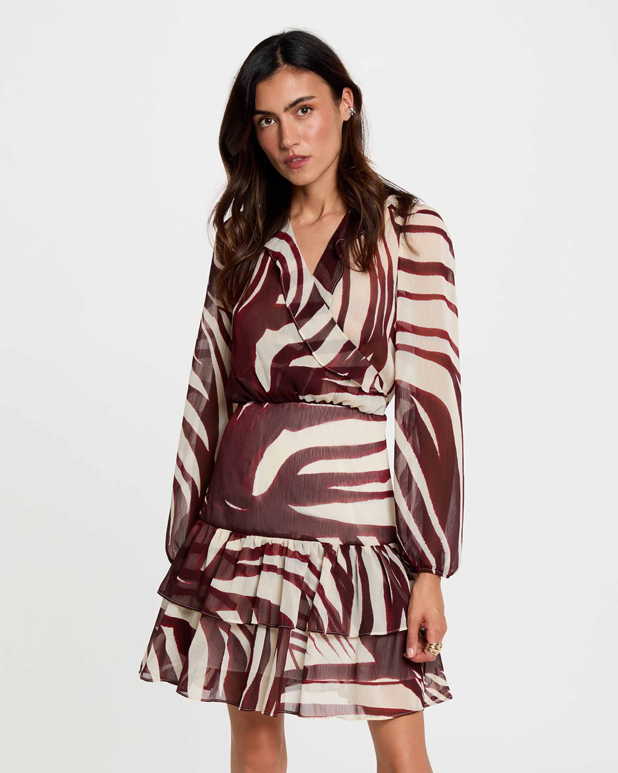 Vestido Curto com Folhos Multicolor-1