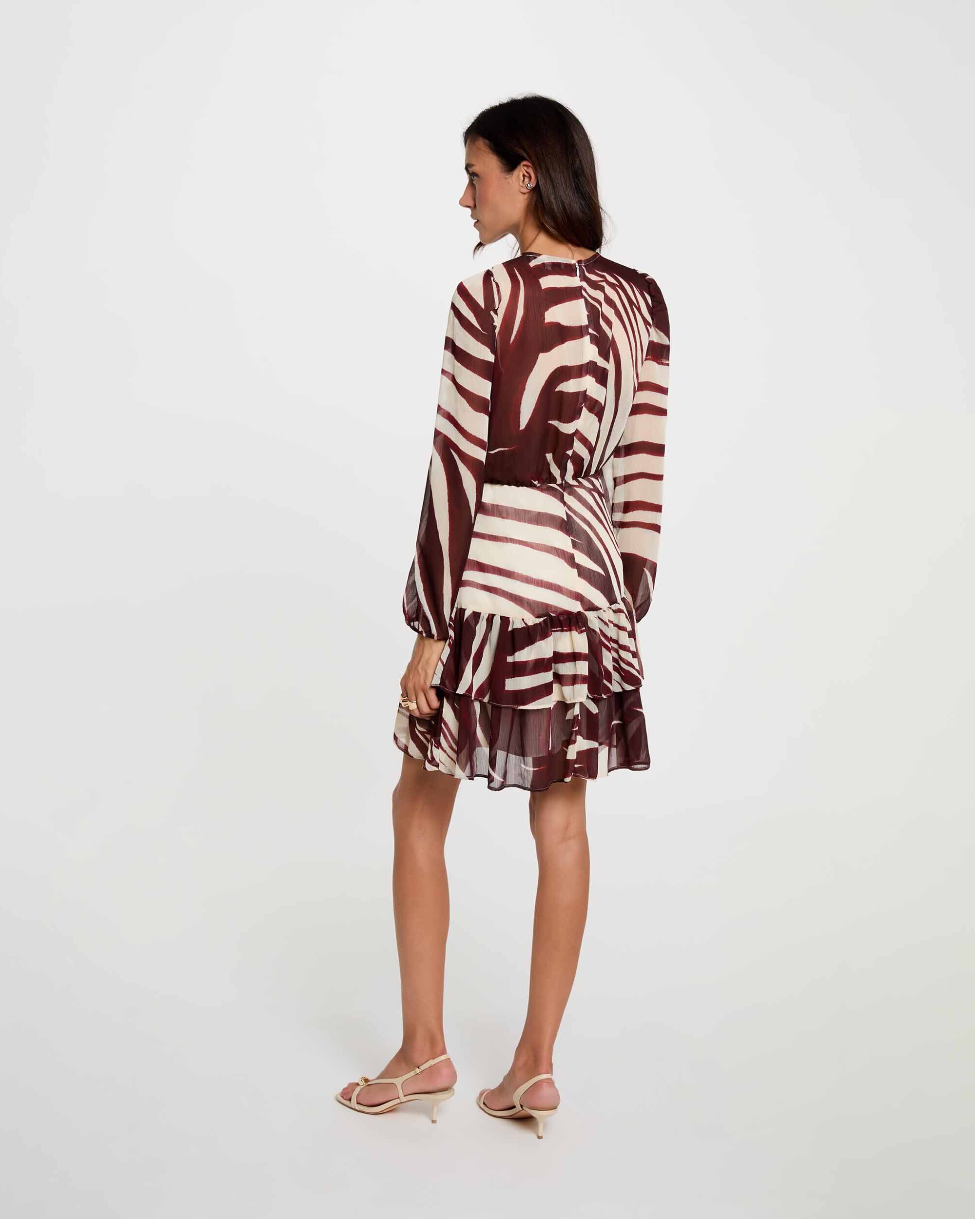 Vestido Curto com Folhos Multicolor-3