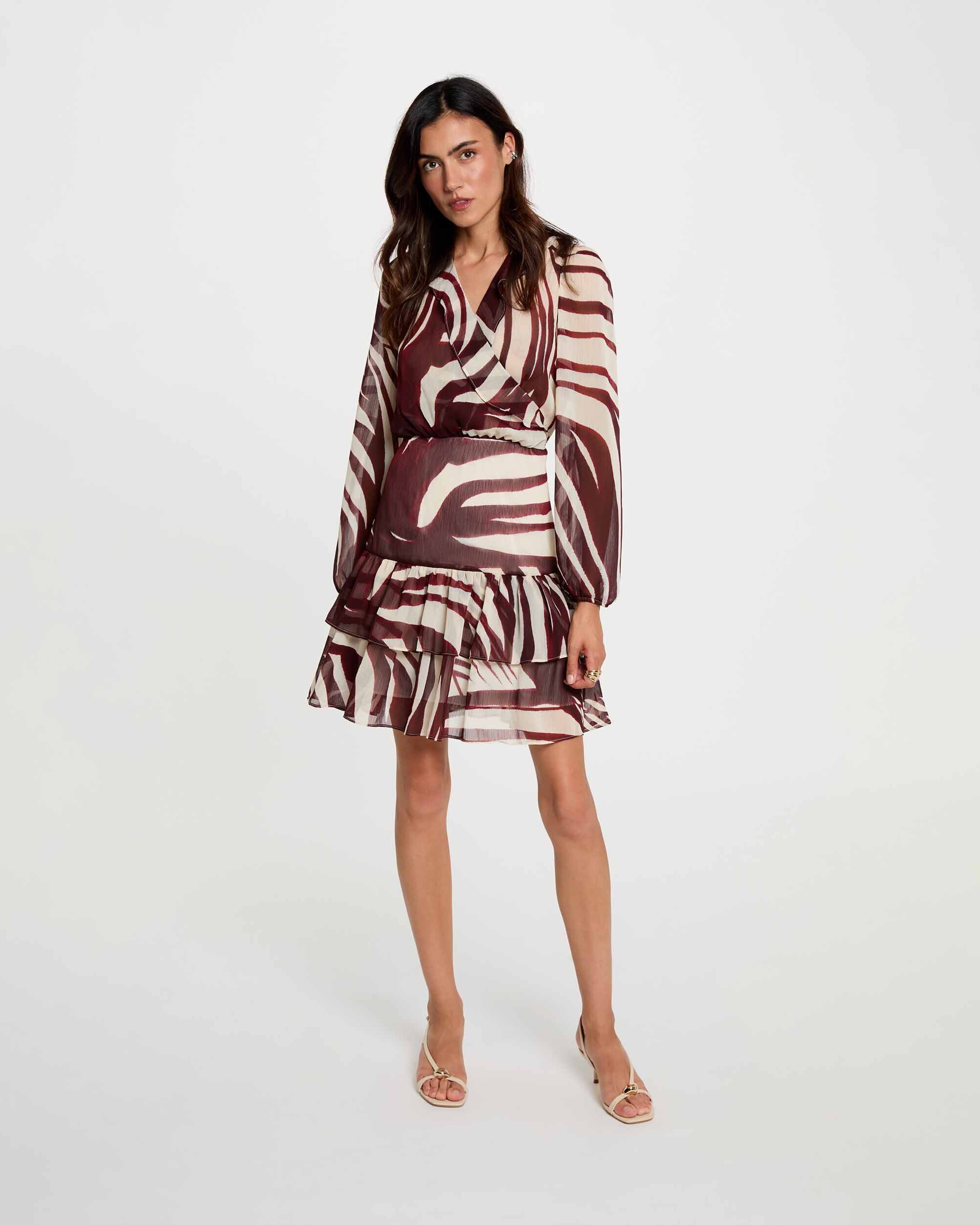 Vestido Curto com Folhos Multicolor-4