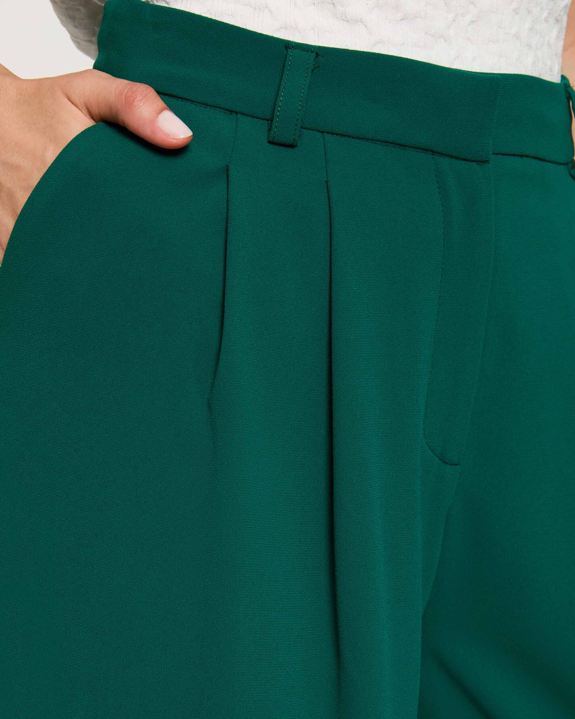 Calças Largas com Pinças Verde-5