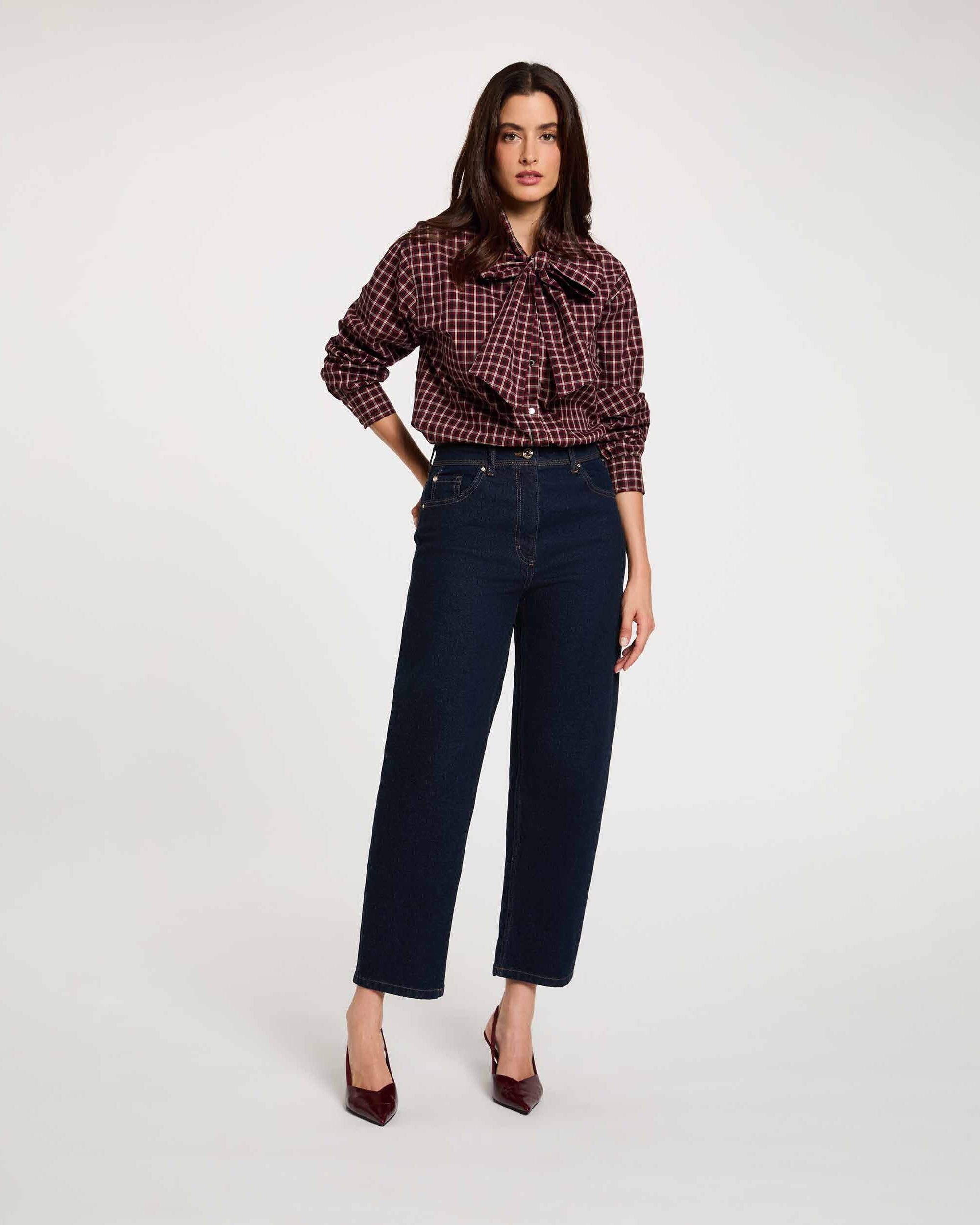 Jeans com Corte a Direito de Cintura Subida Azul denim-4