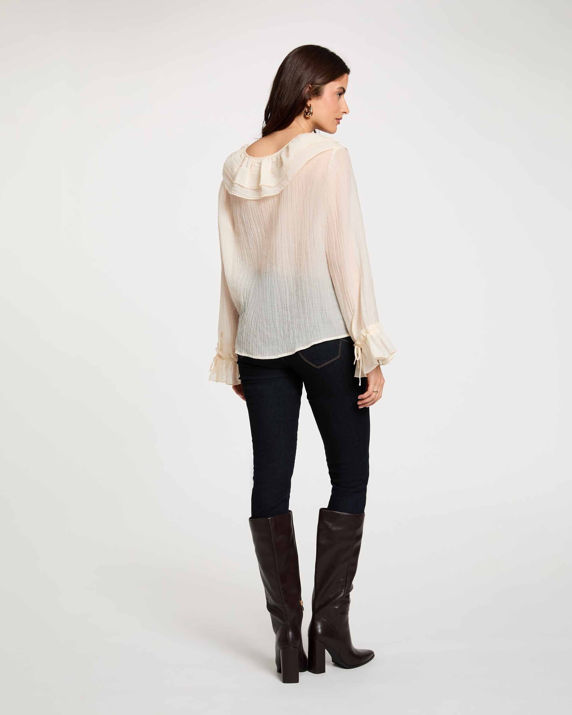 Blusa com Folhos Marfim-3