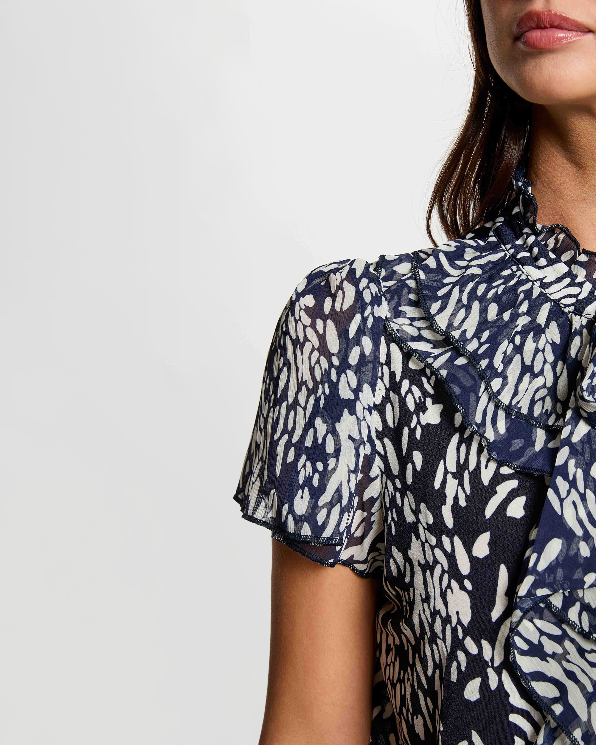 T-shirt com Folhos Azul-marinho-5