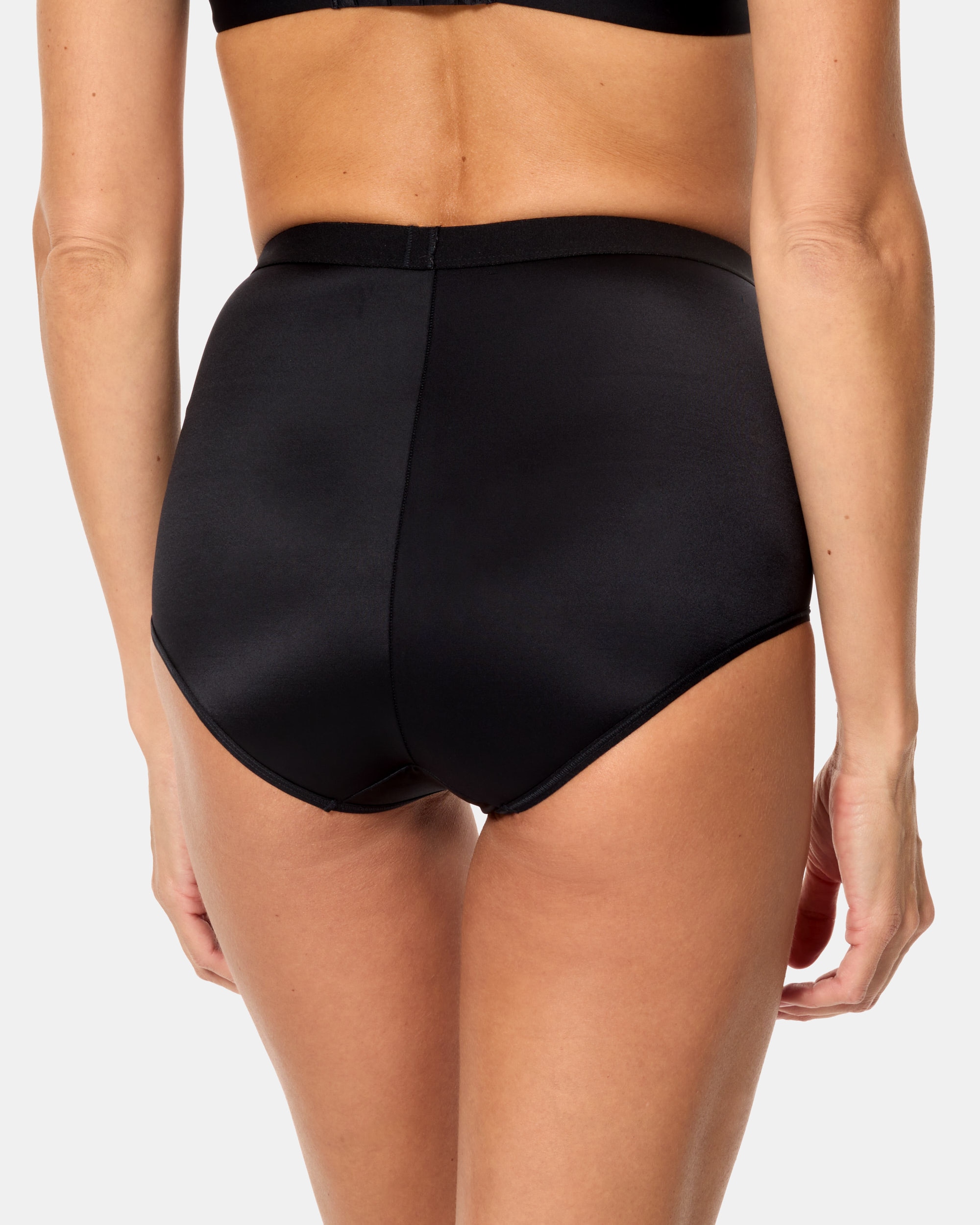 Gola Redutora Maxi com Detalhes em Tule Preto-2