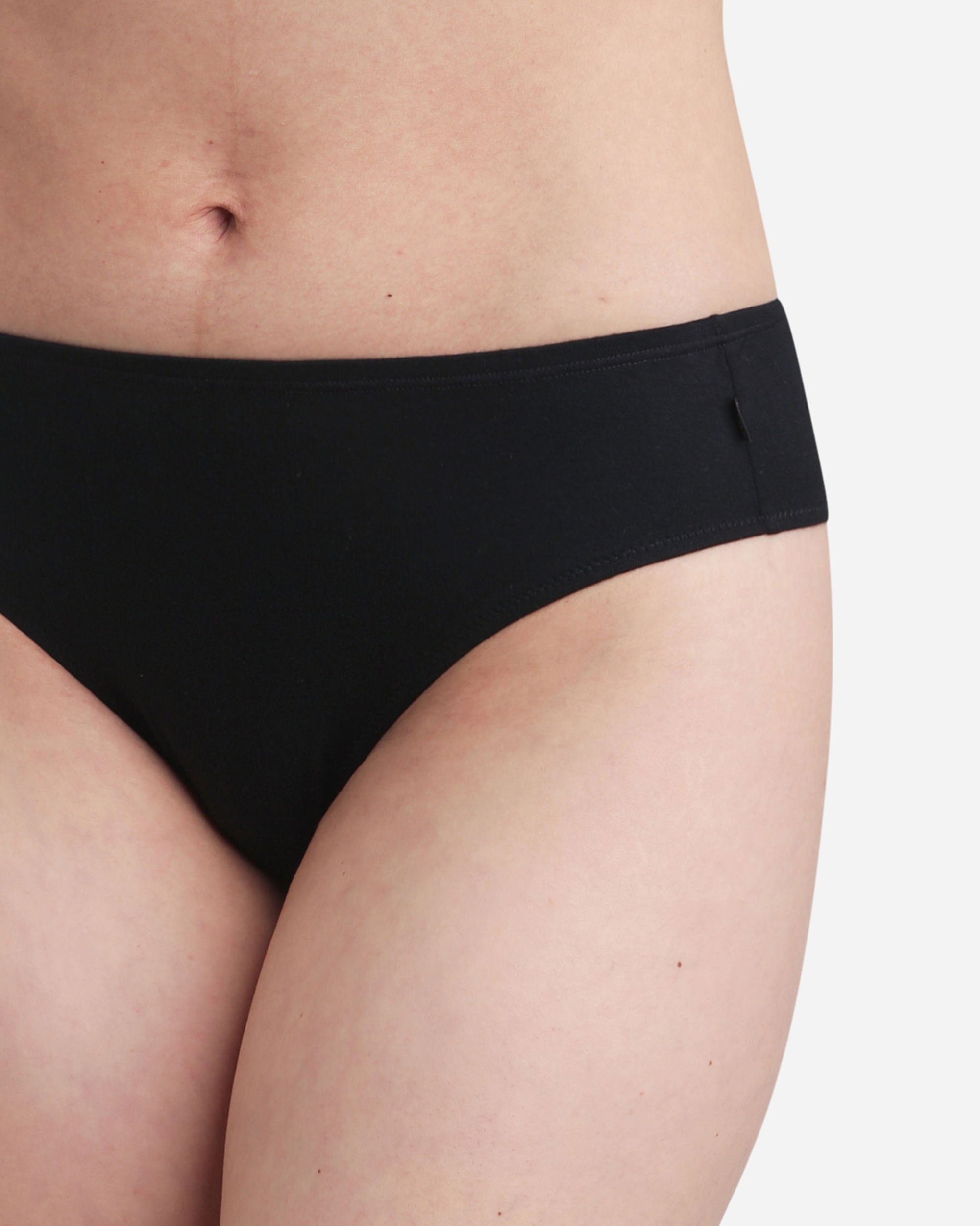Cueca Mini de Algodão Orgânico e Cetim Preto-3