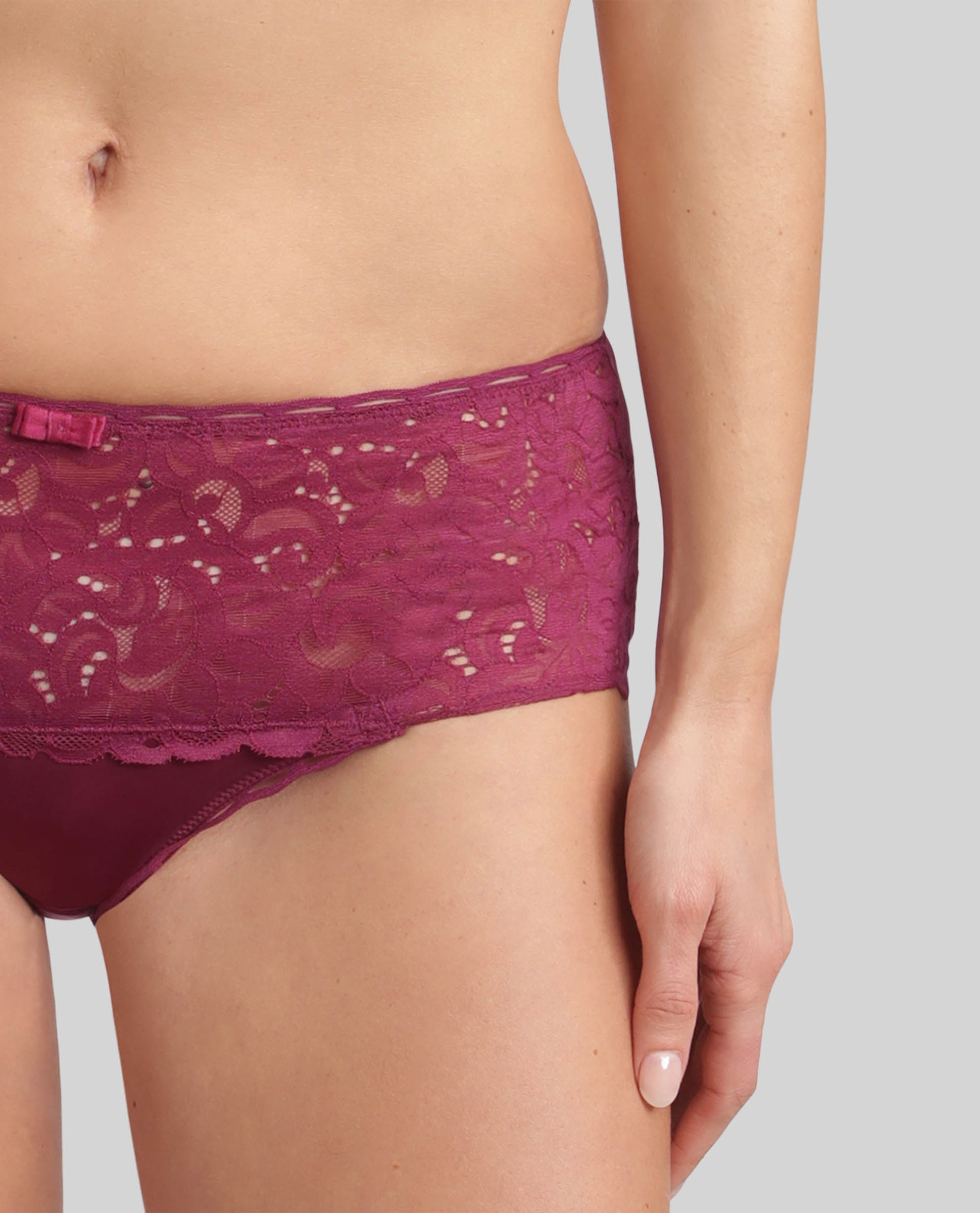 Cueca Clássica com Renda Reciclada e Tule Bordeaux-4
