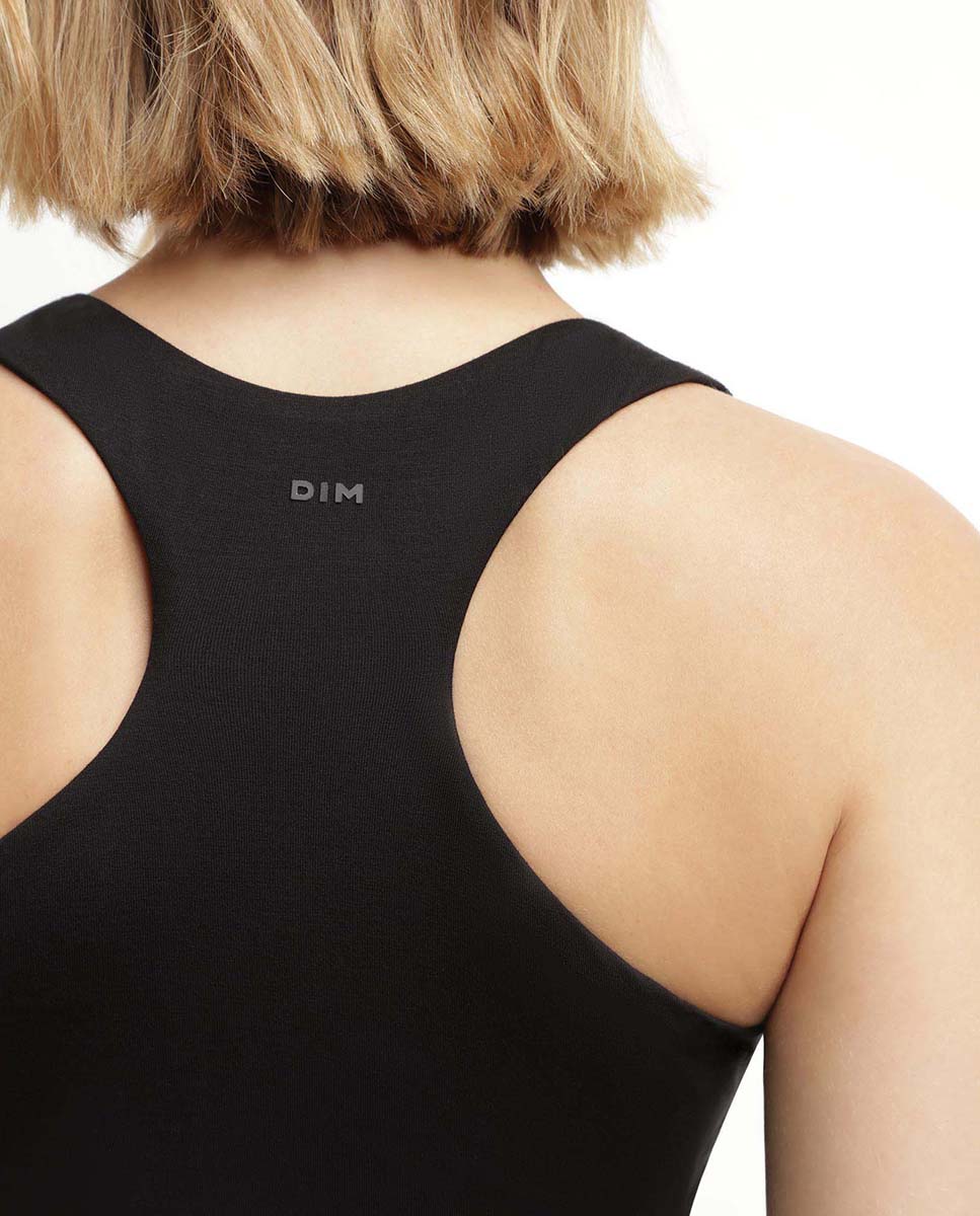 T-shirt Desportiva com Soutien Interior Preto-4