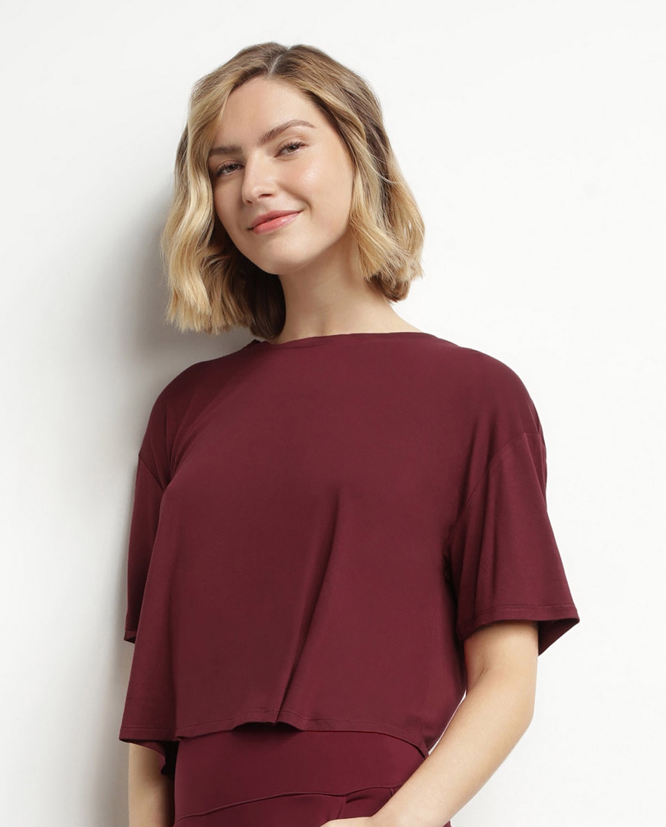 T-shirt Desportiva Curta Suave com Abertura Posterior Bordeaux-1