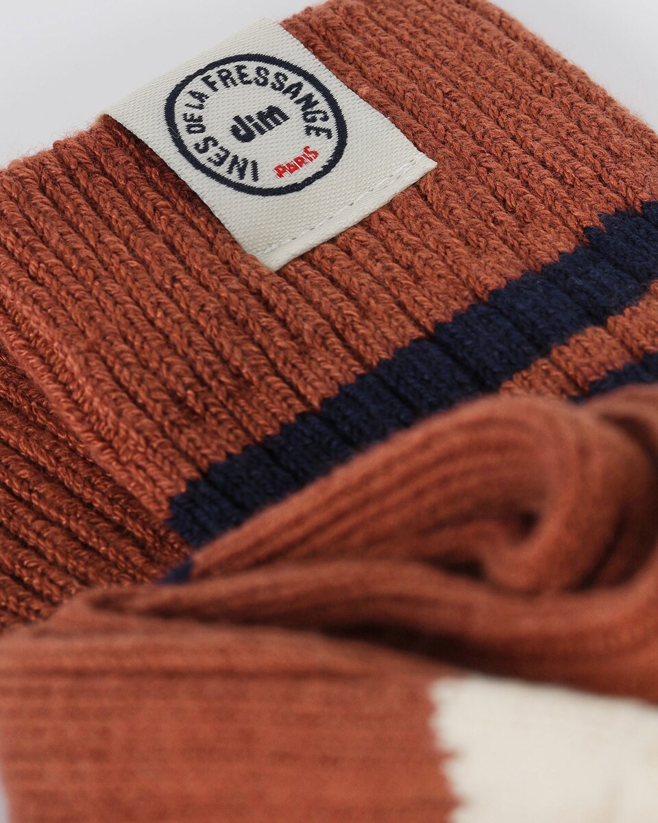 Meias Curtas Caneladas Bordeaux-2