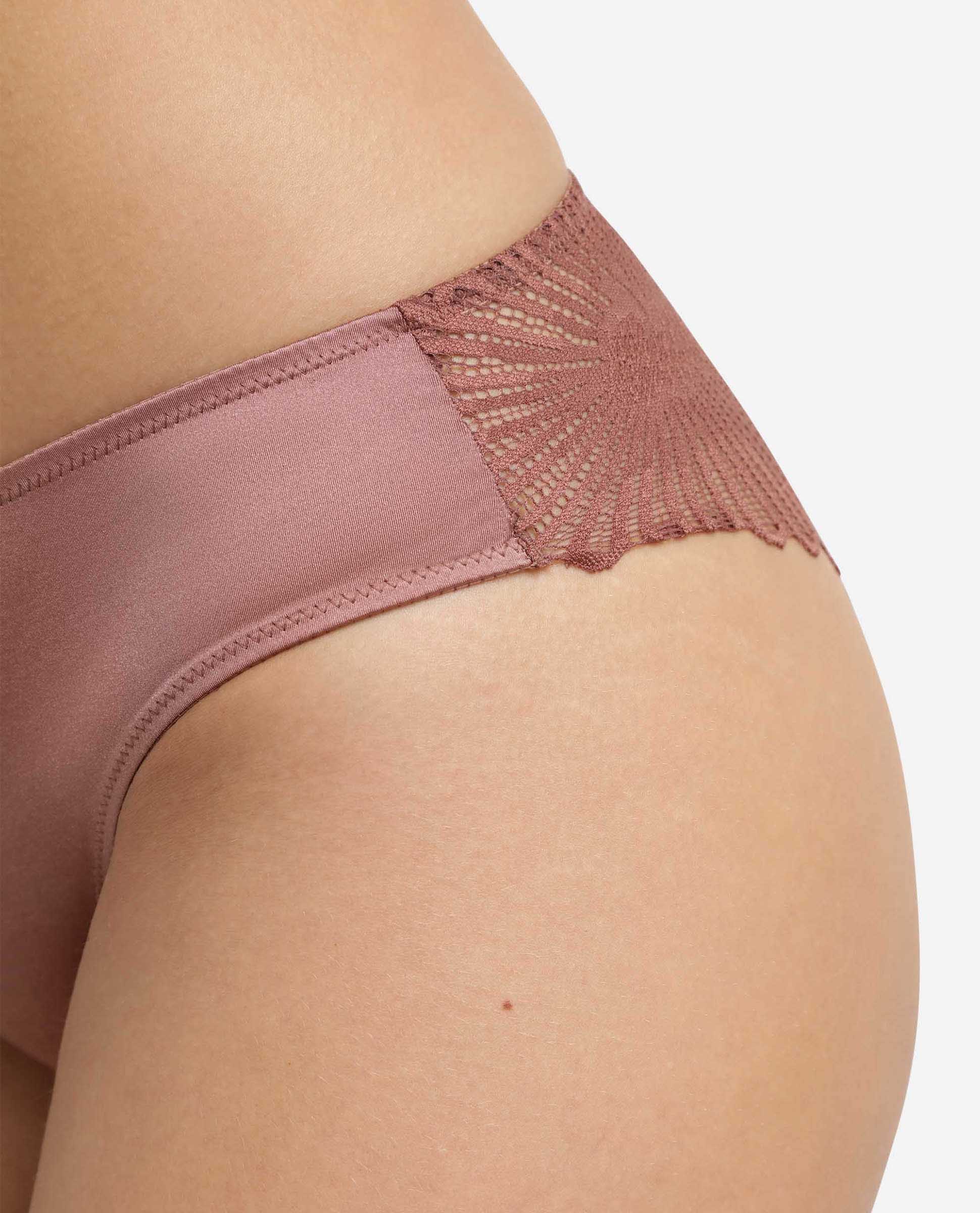 Cueca Clássica em Cetim e Renda Floral Bege-4