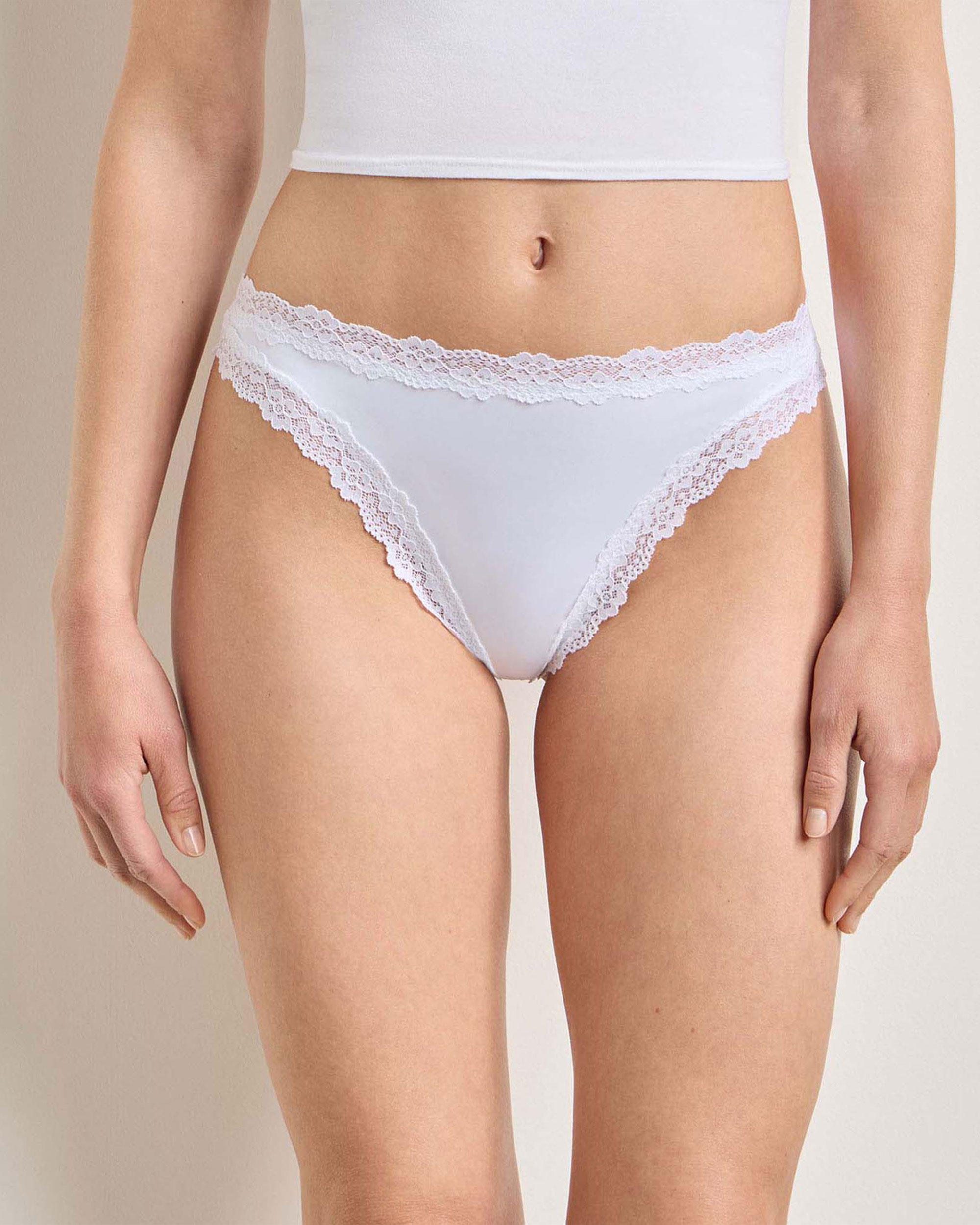 Imagem 0 de Cueca de Microfibra e Renda