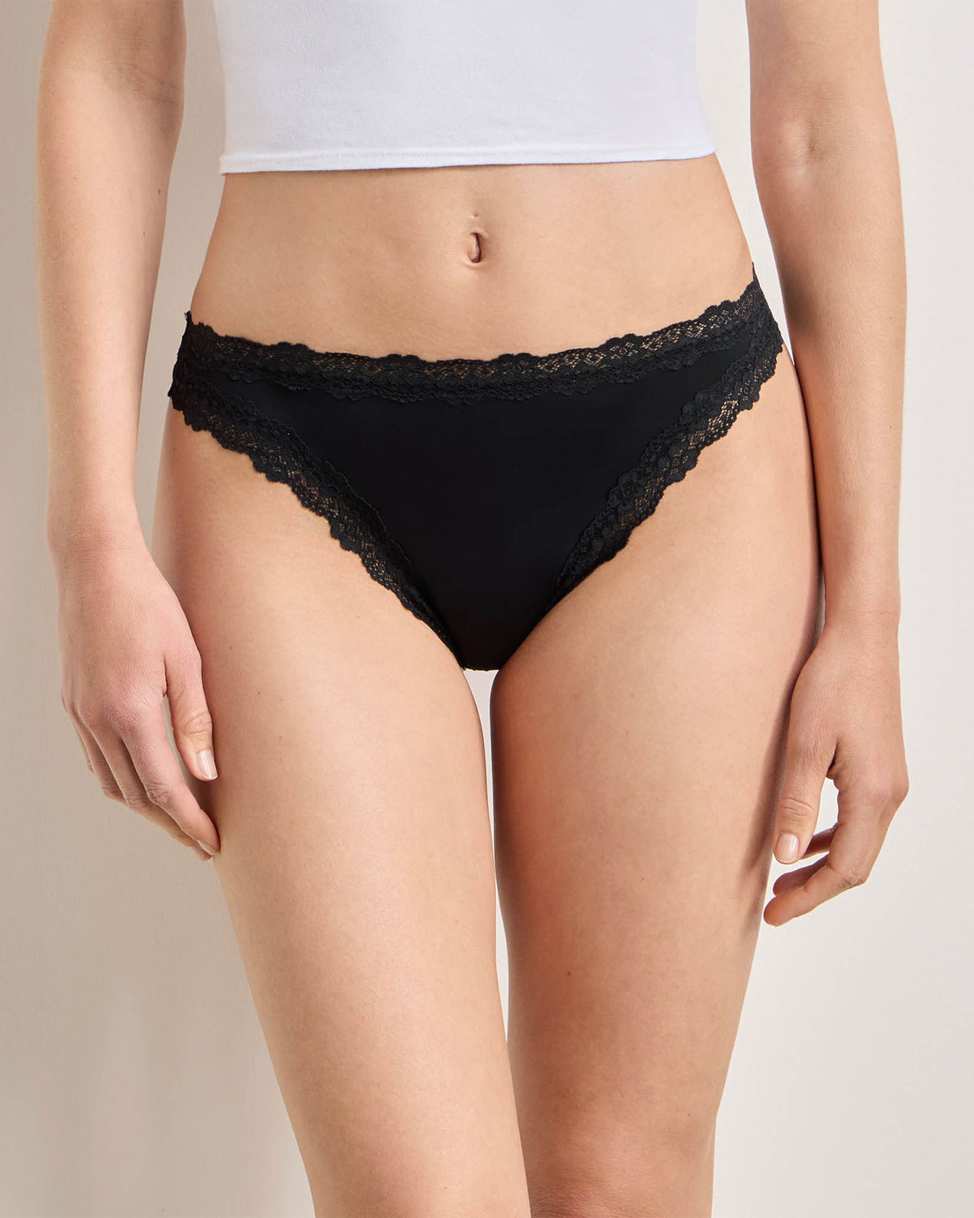 Imagem 0 de Cueca de Microfibra e Renda