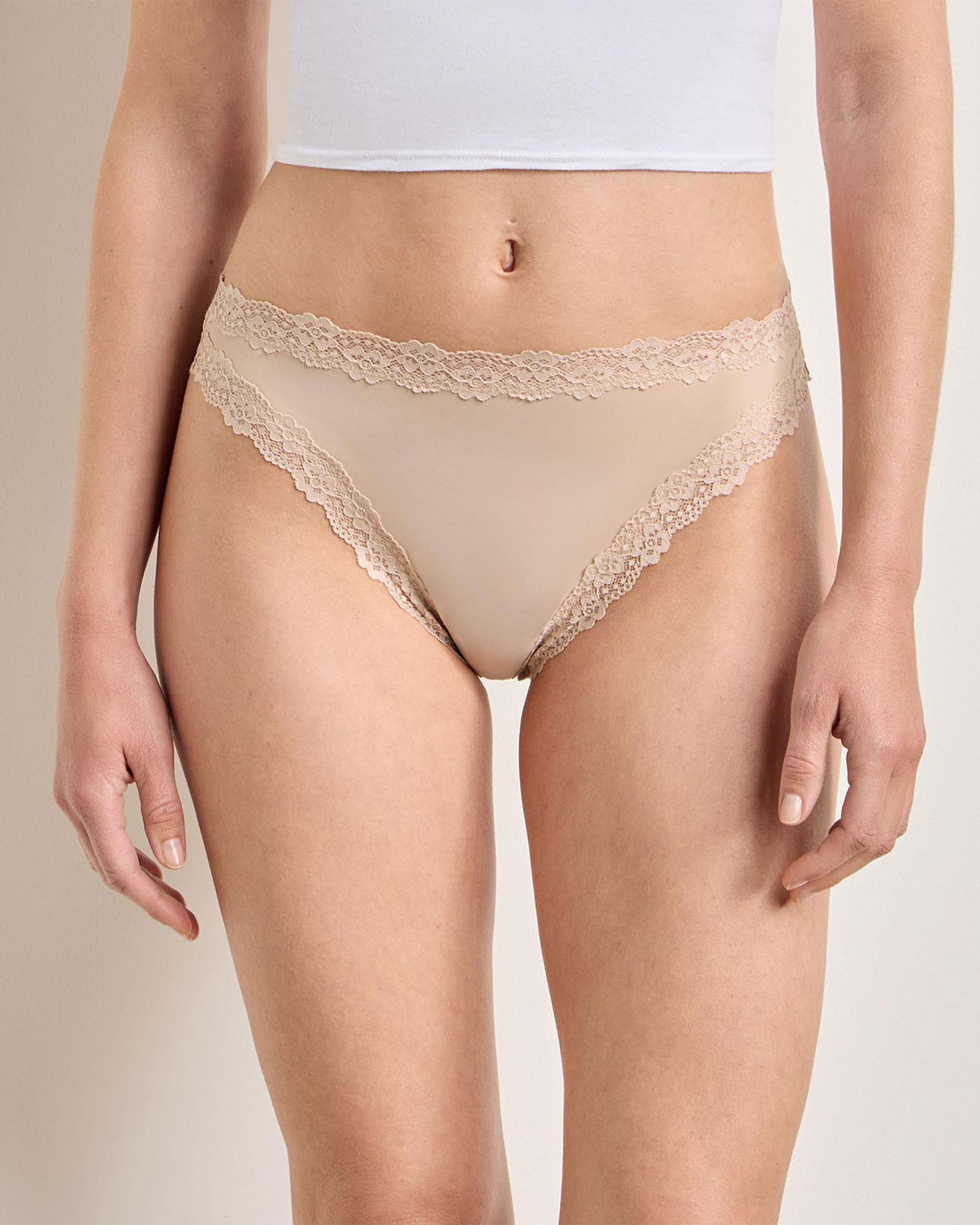 Imagem 0 de Cueca de Microfibra e Renda