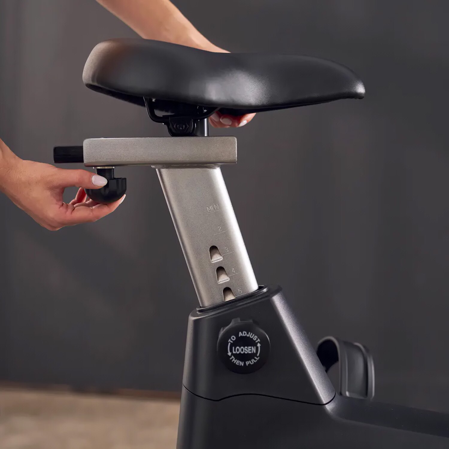 Bicicleta ergométrica UB 8000 Hammer com envio, montagem e ativação incluído Preto-6