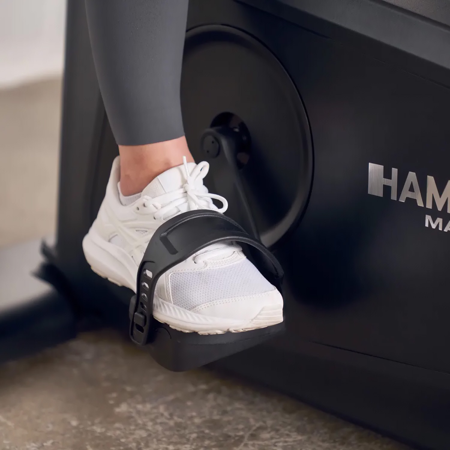 Bicicleta ergométrica UB 8000 Hammer com envio, montagem e ativação incluído Preto-7