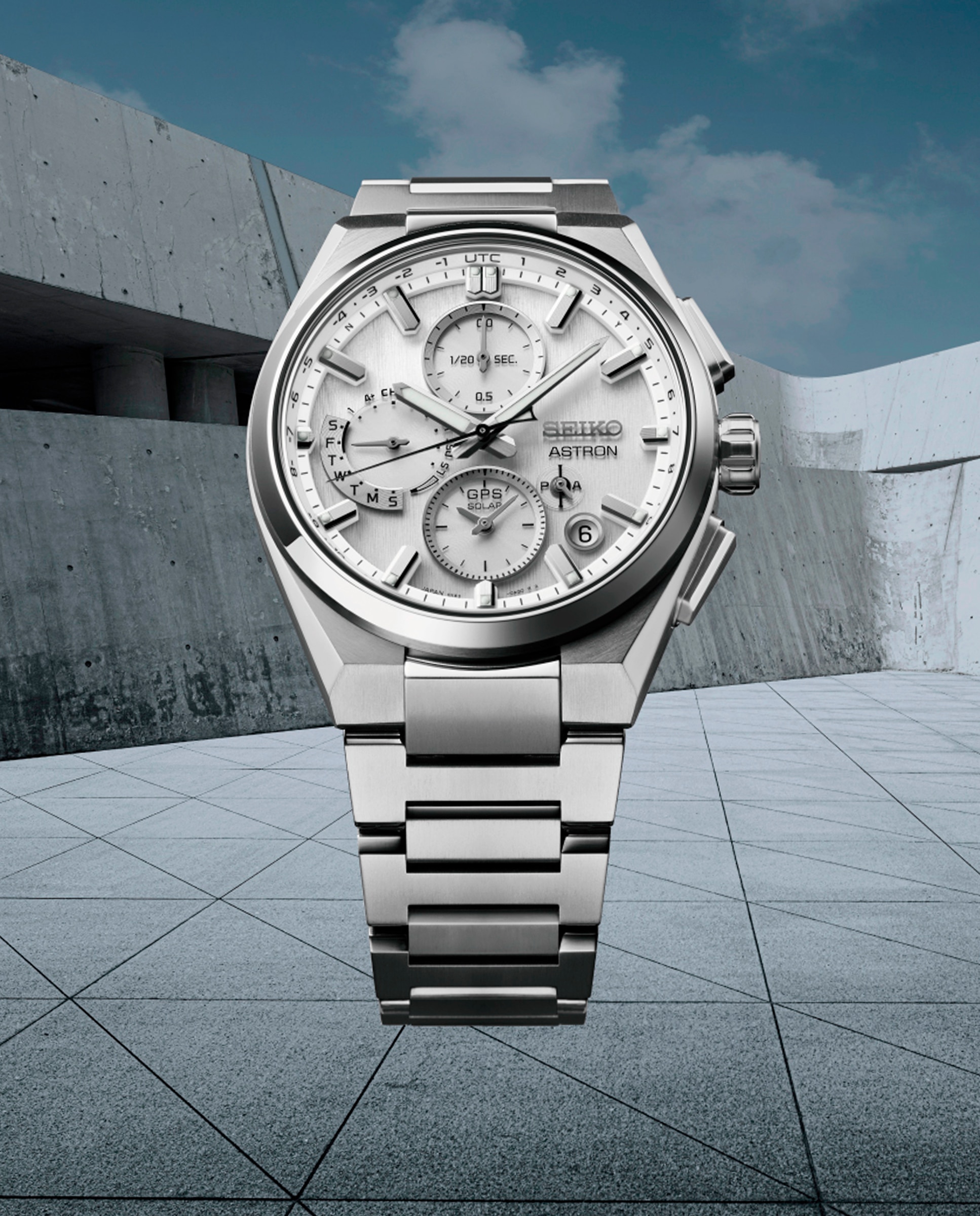 Relógio Astron Ssh159j1 de Titânio e Bracelete Prateada Prata-3