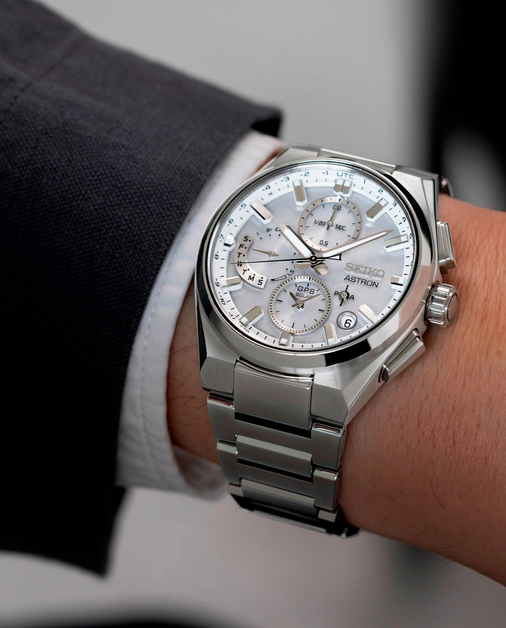 Relógio Astron Ssh159j1 de Titânio e Bracelete Prateada Prata-5