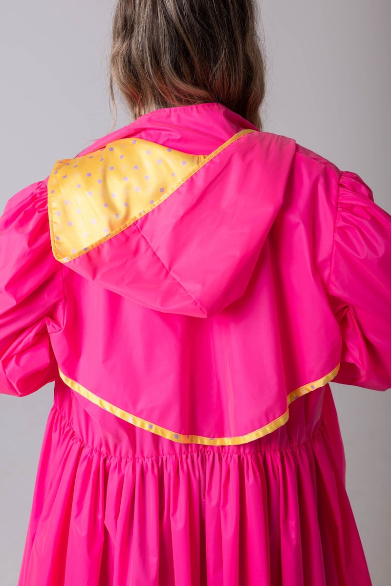 Parka Rosa Com Capuz Rosa-2