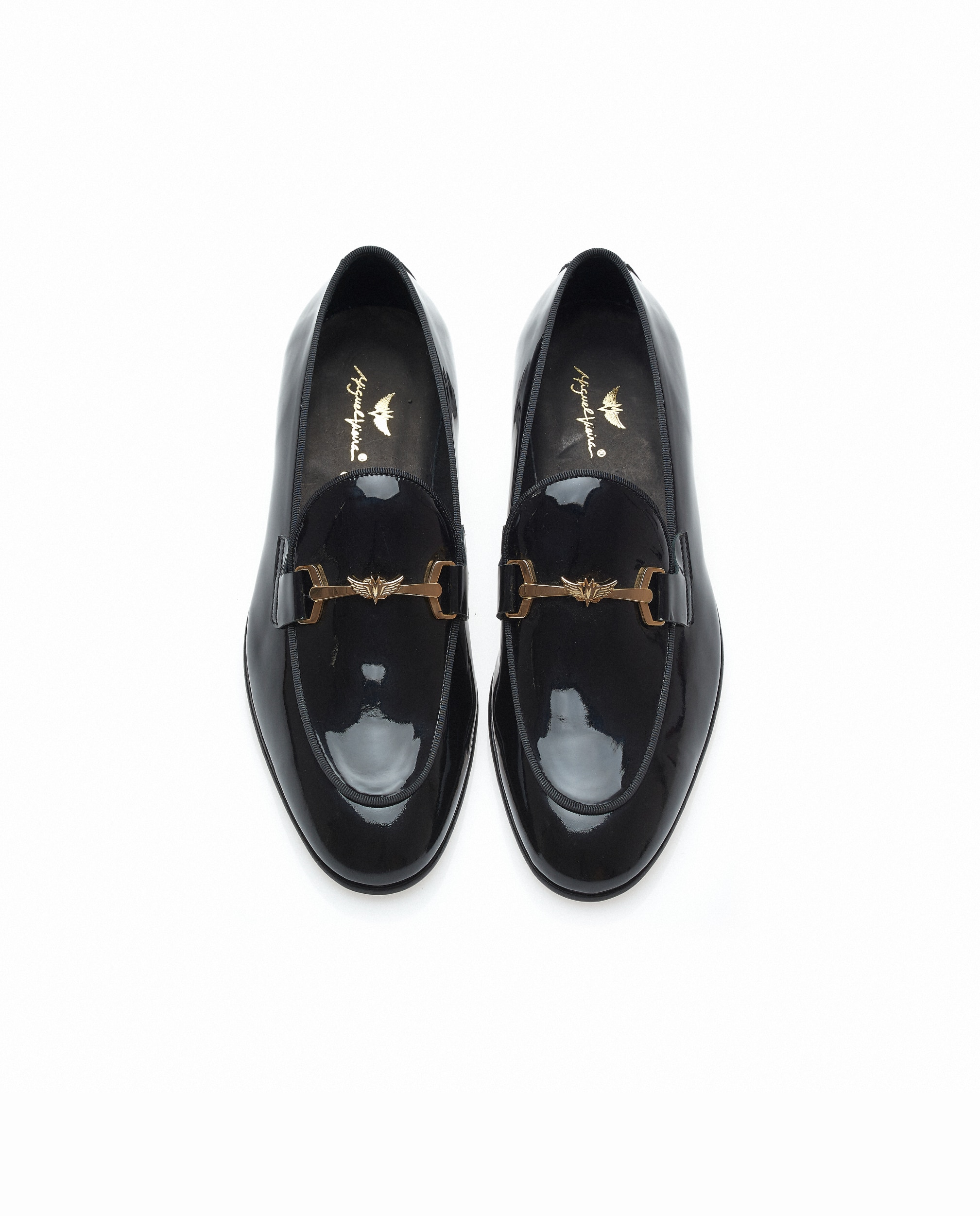 Mocassin em verniz com aplicação metálica e sola em couro Preto-2