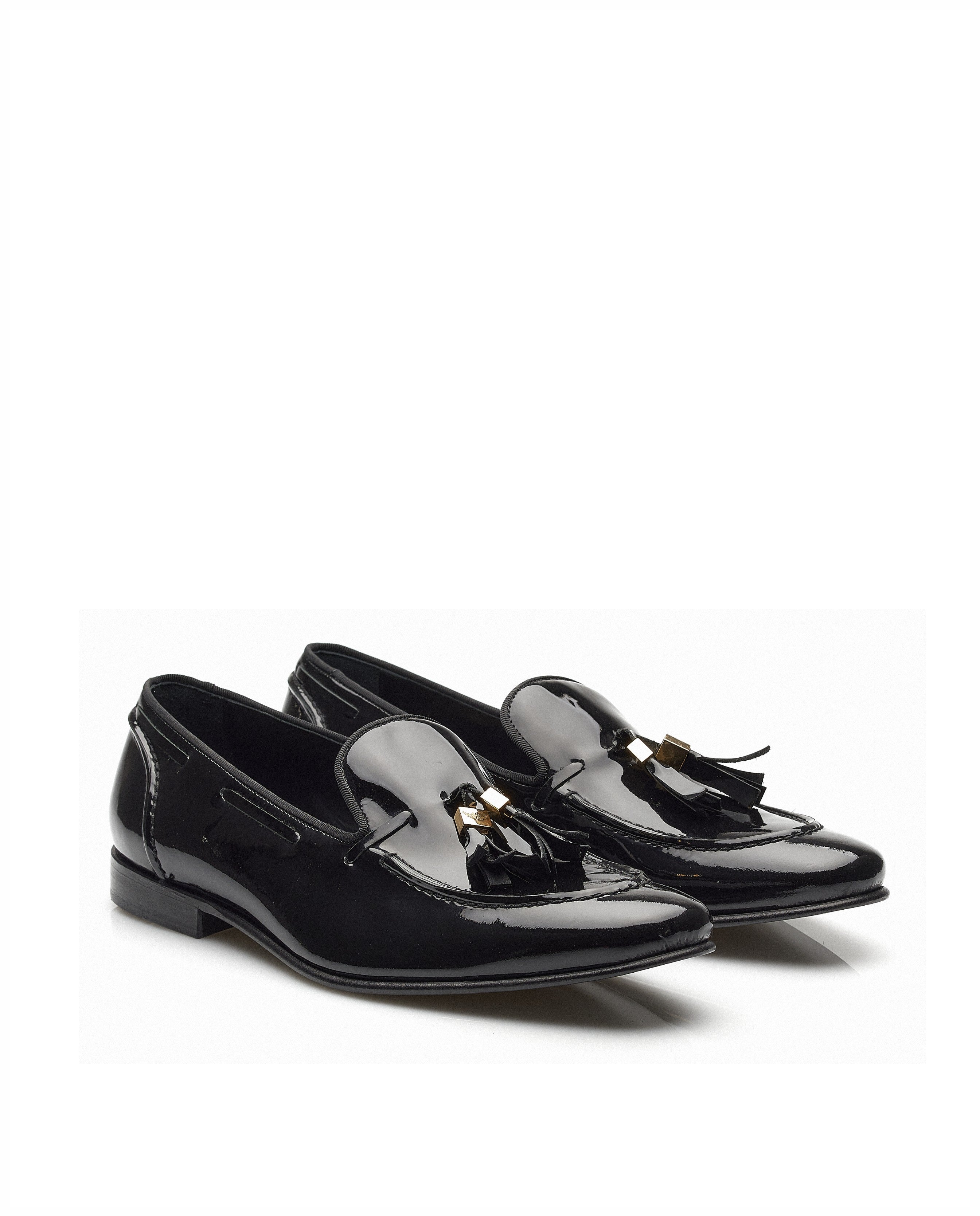 Mocassin em Verniz, forro em pele, com berloques e detalhes dourados Miguel Vieira Preto-3