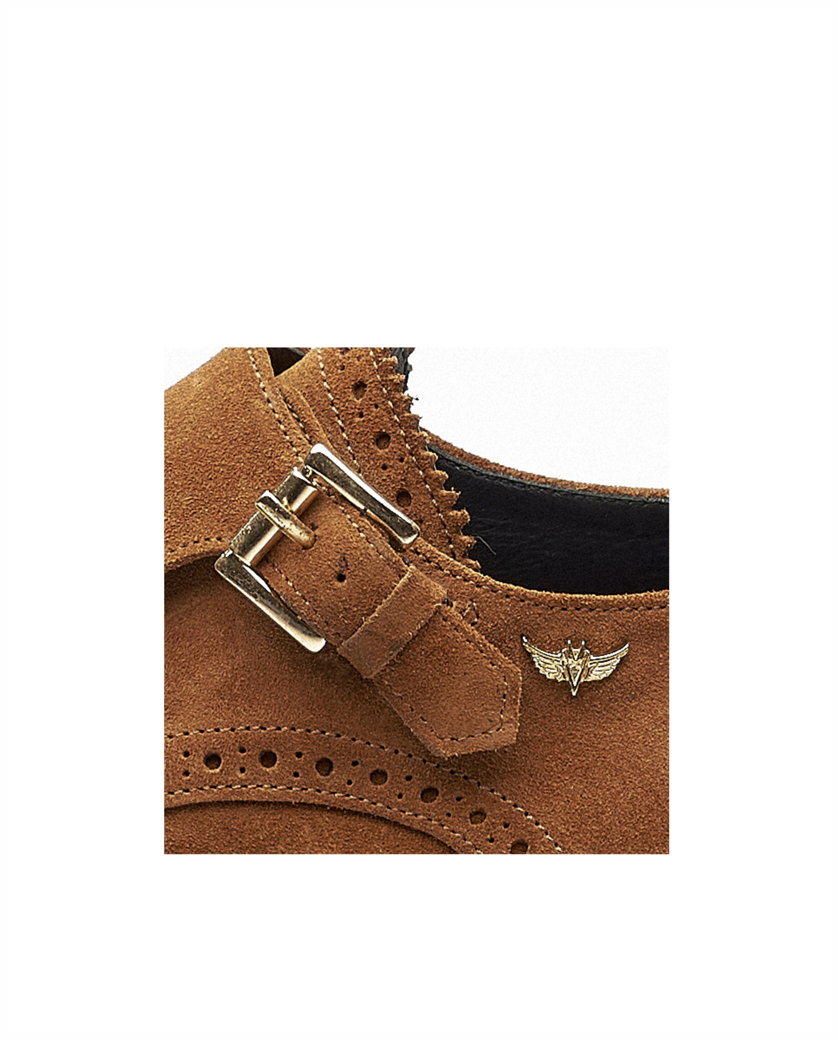 Monk em suede, com fivelas douradas, forro em pele e detalhes brogue Miguel Vieira Castanho-3