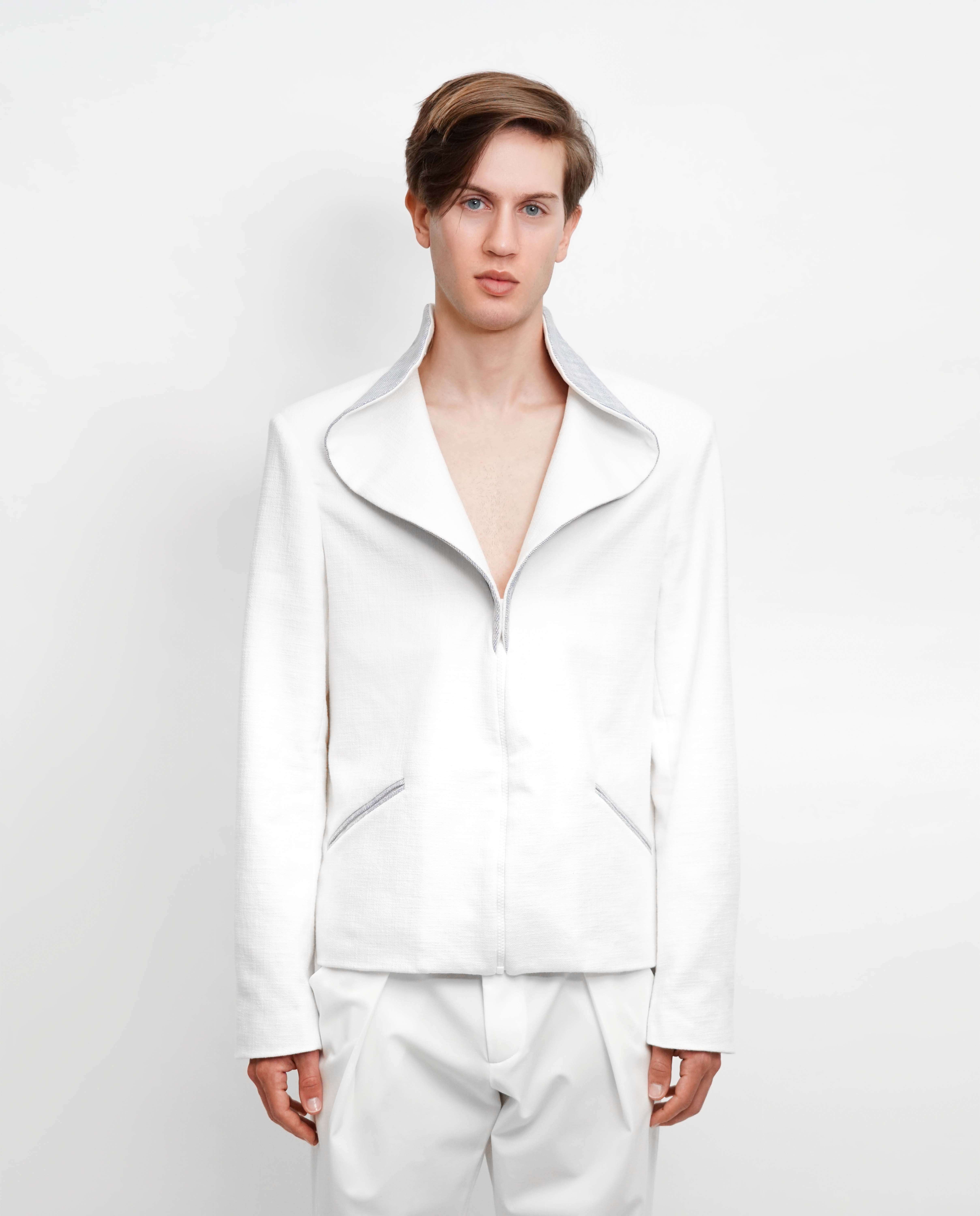 Imagem 0 de Blusão bicolor com gola gráfica e fecho - Branco