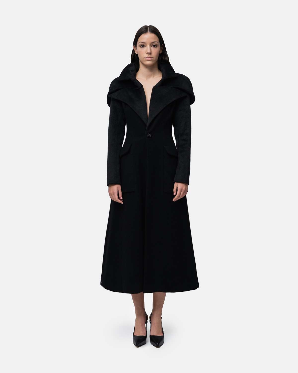 Imagem 0 de Sobretudo em Lã e Alpaca com capa e golas gráficas