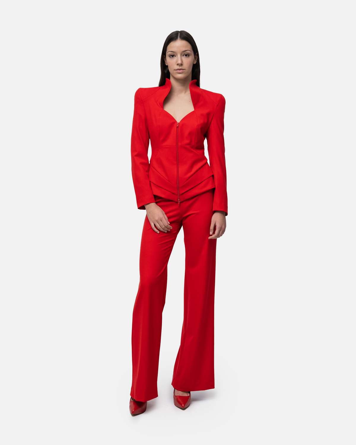 Imagem 0 de Blazer cintado com gola subida pregas a delinear as ancas - Preto