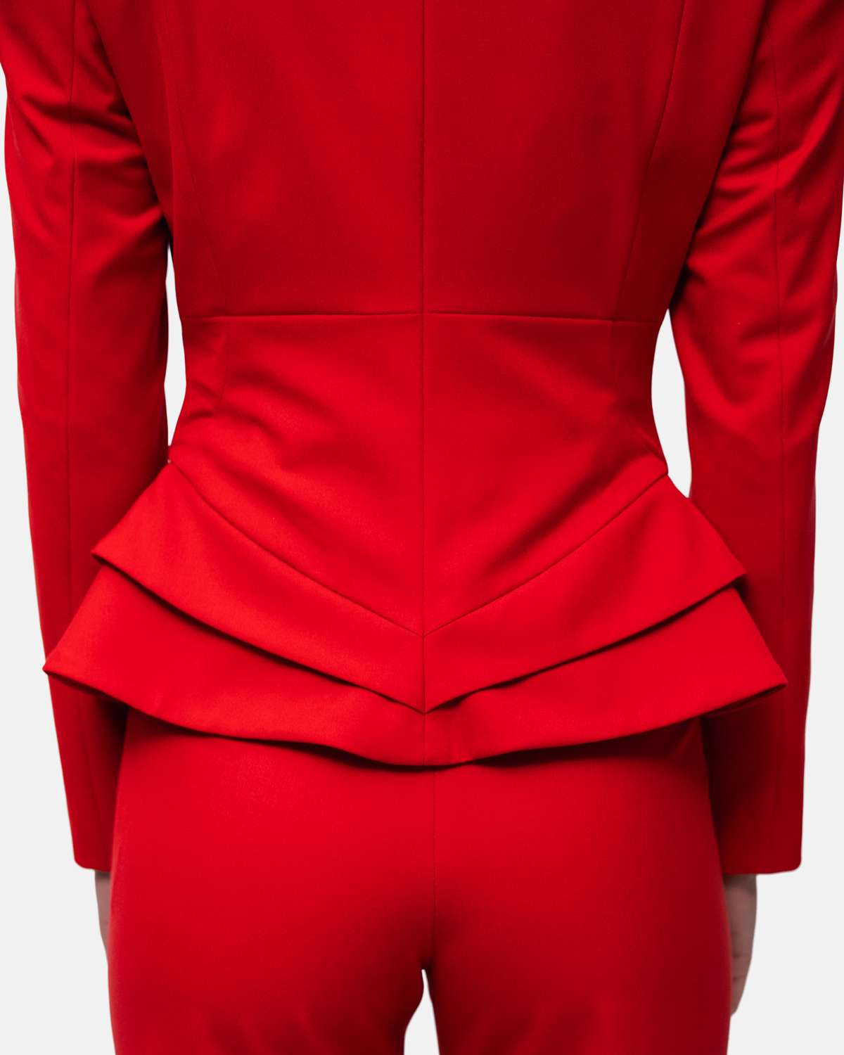 Blazer cintado com gola subida pregas a delinear as ancas - Preto Vermelho-5