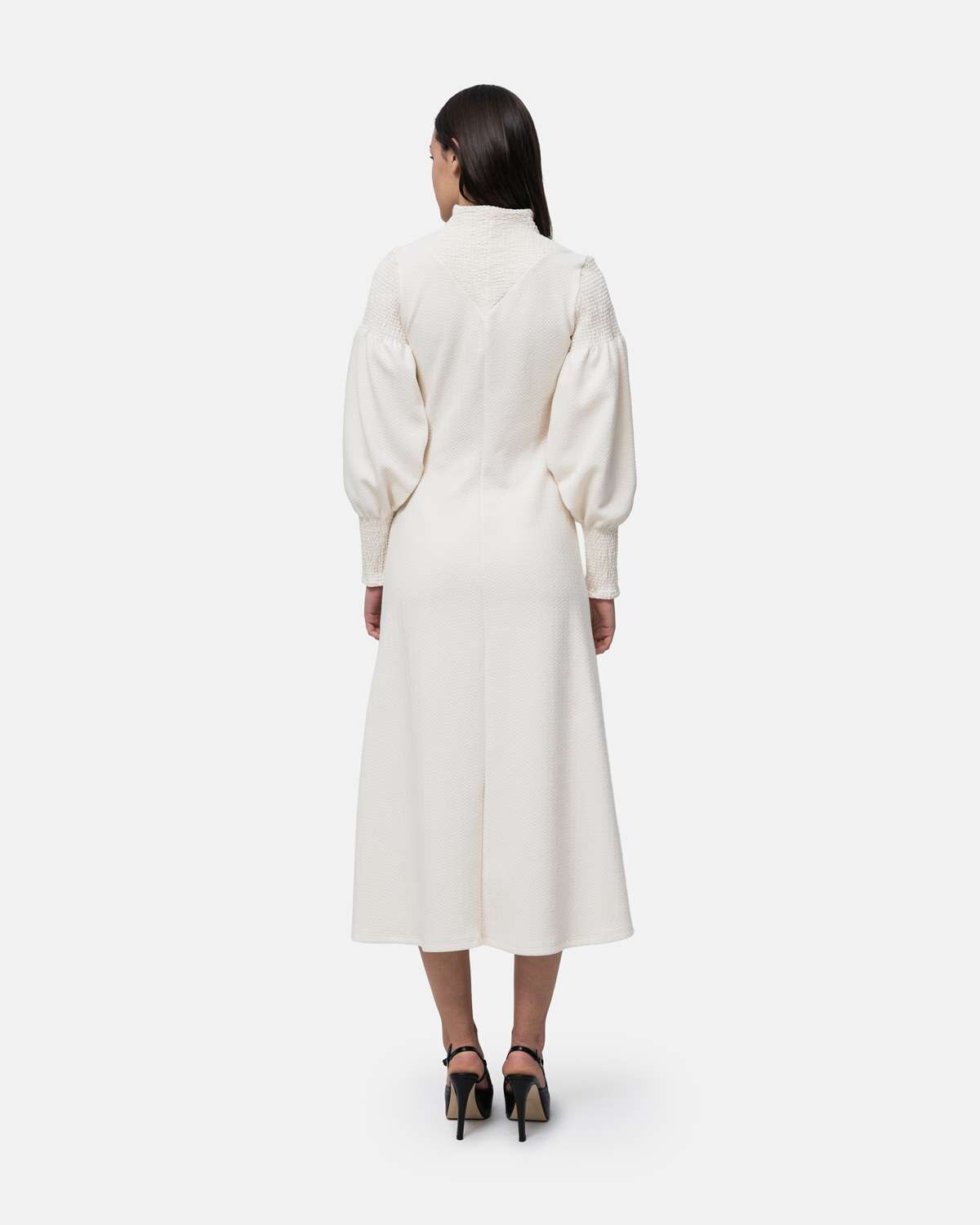 Vestido malha midi evasé com gola e mangas com pontos de elástico Bege-3