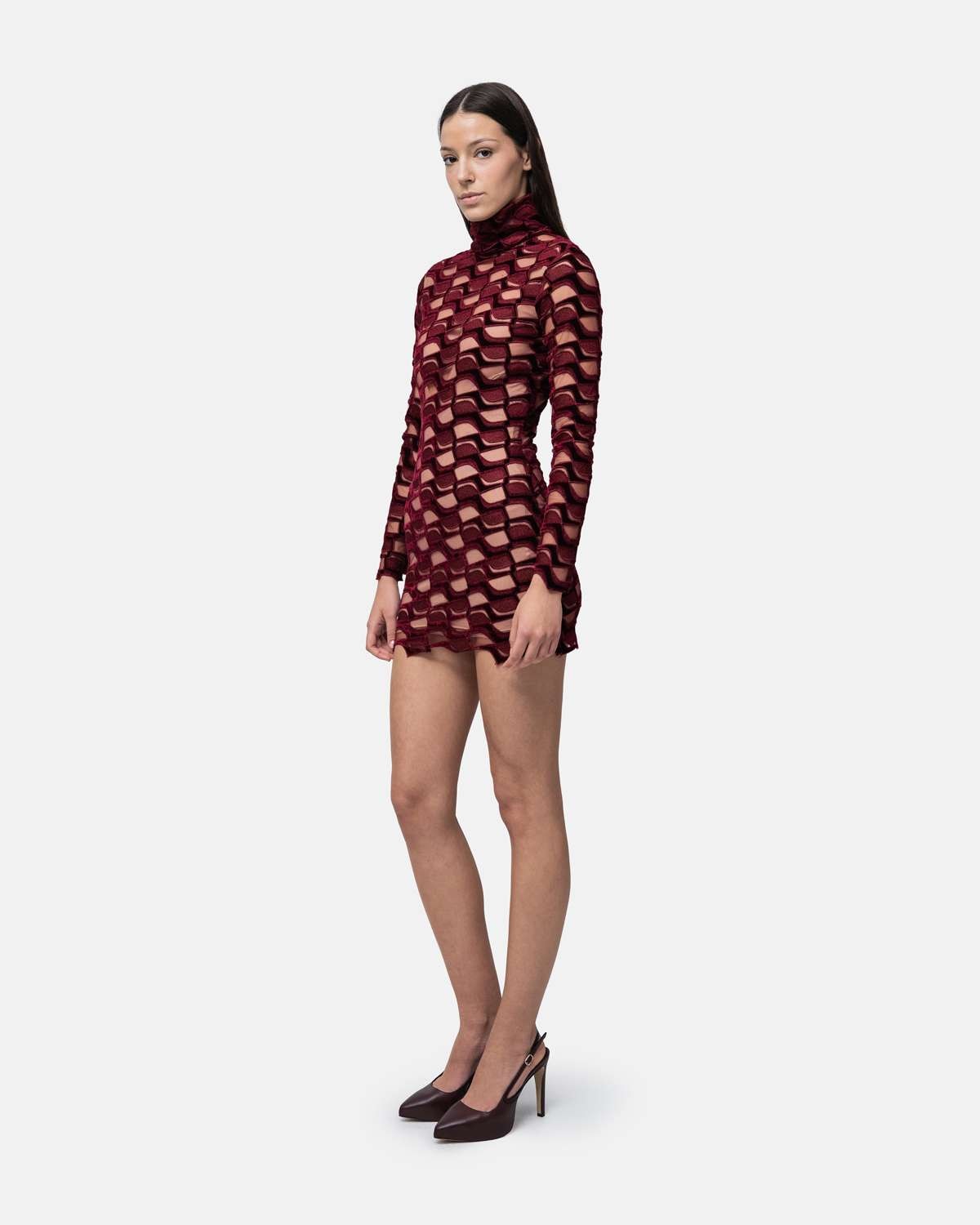 Vestido justo curto gola alta manga comprida em malha texturizada em veludo Bordeaux-2
