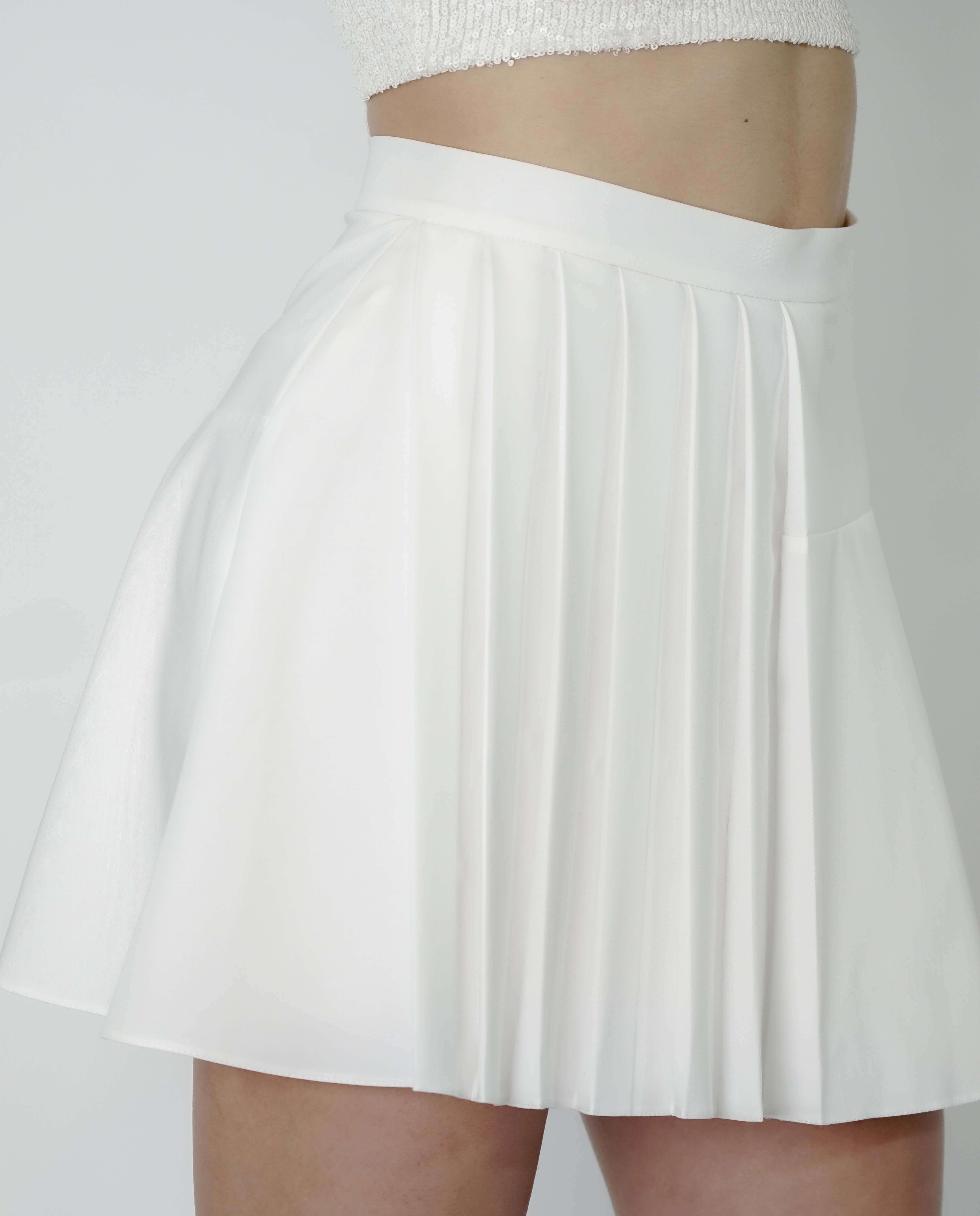 Saia curta assimétrica metade da frente com pregas Branco-2