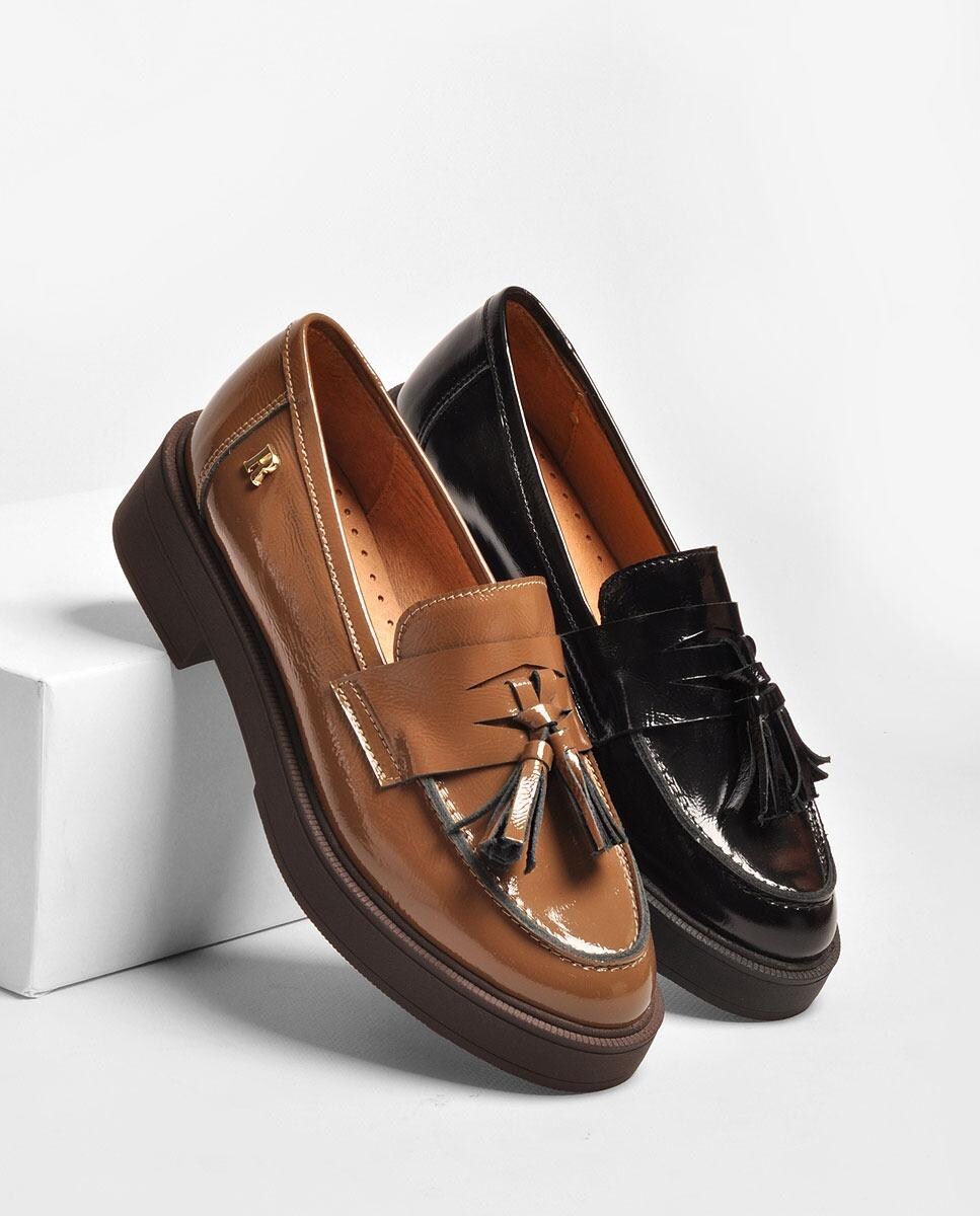 Mocassins em Verniz Preto Preto-2