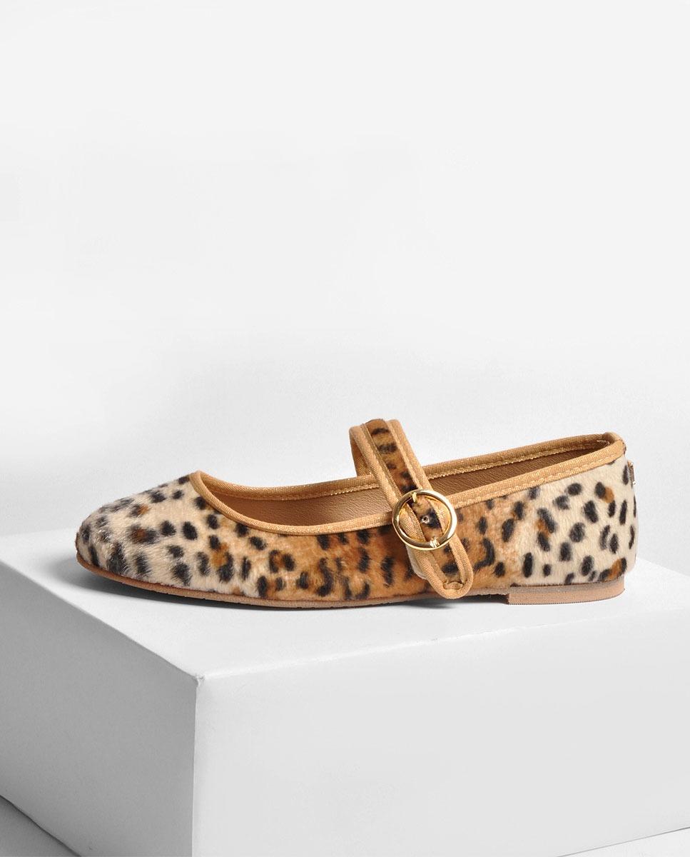 Sabrina em Pelo Leopardo Estampado-4